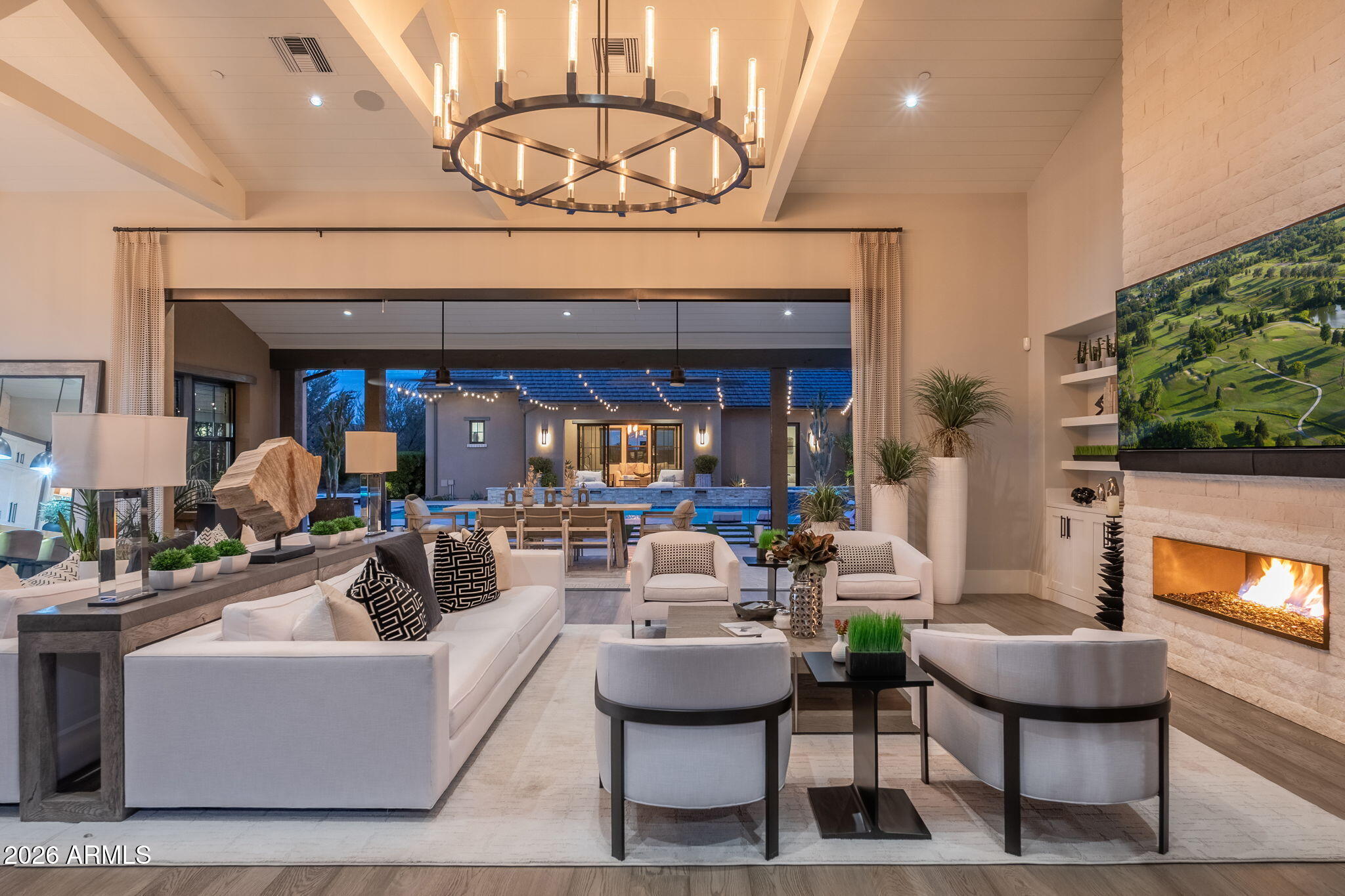 WHITE HORSE - Residential