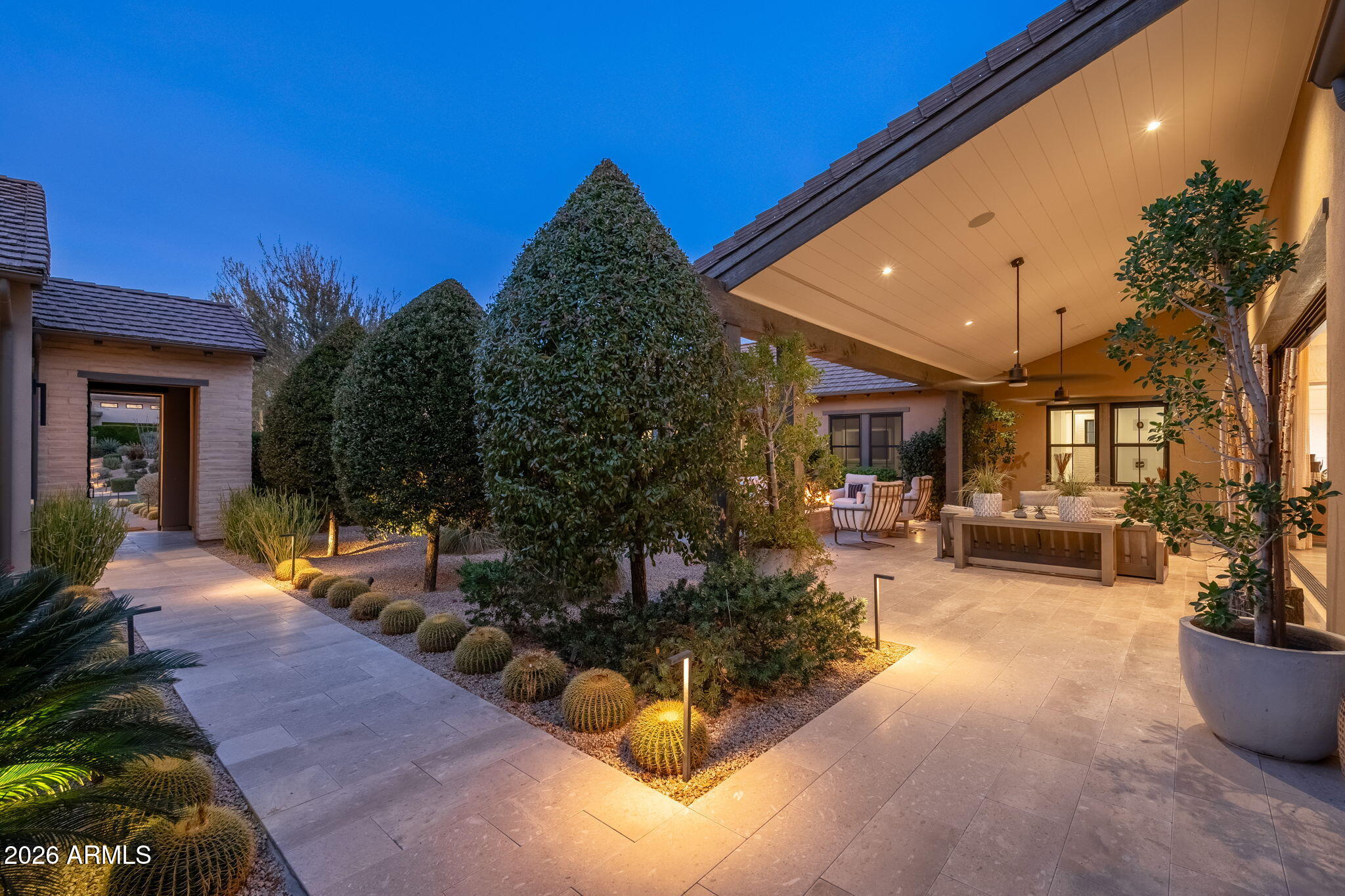 WHITE HORSE - Residential