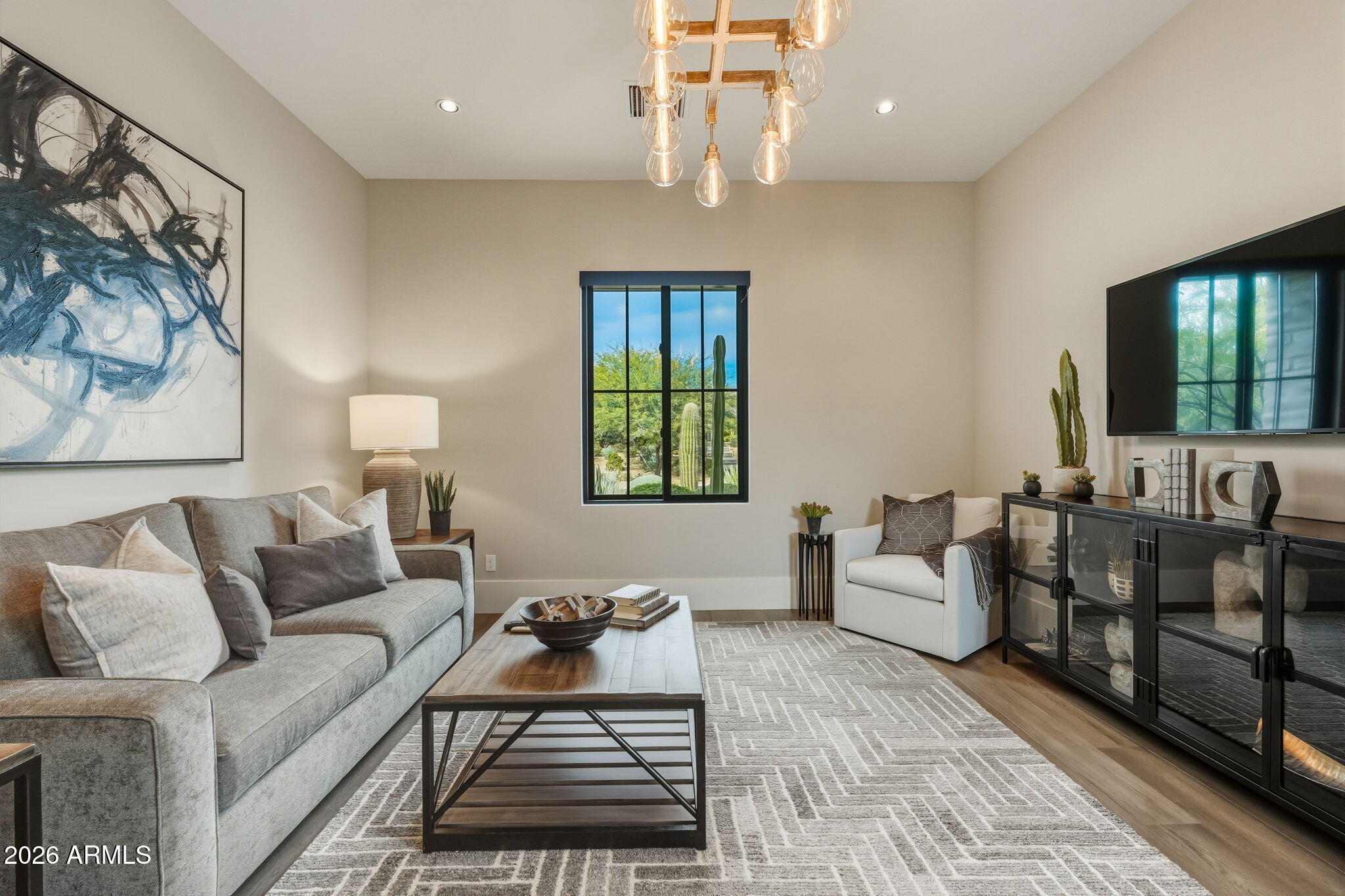 WHITE HORSE - Residential