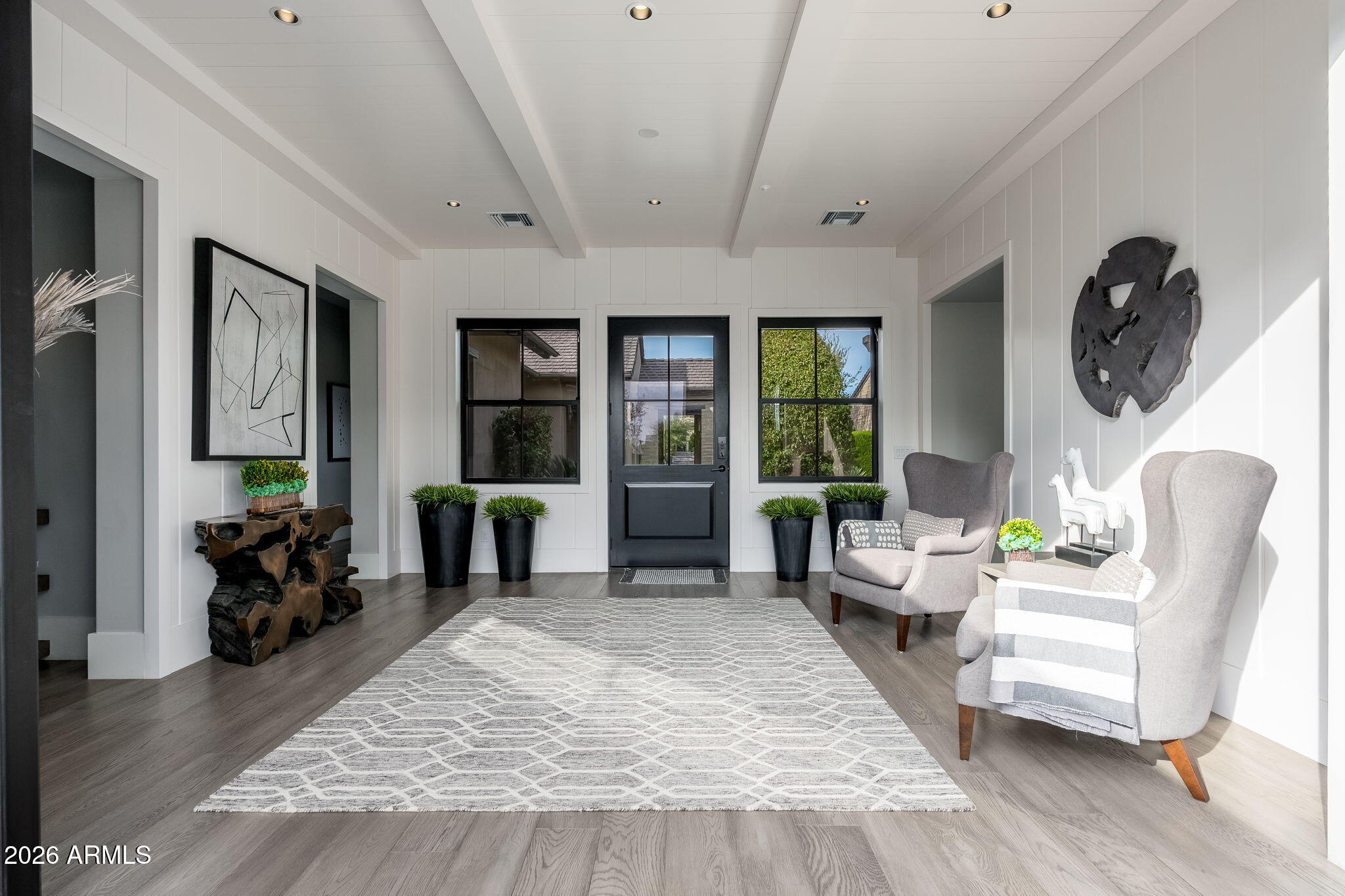 WHITE HORSE - Residential