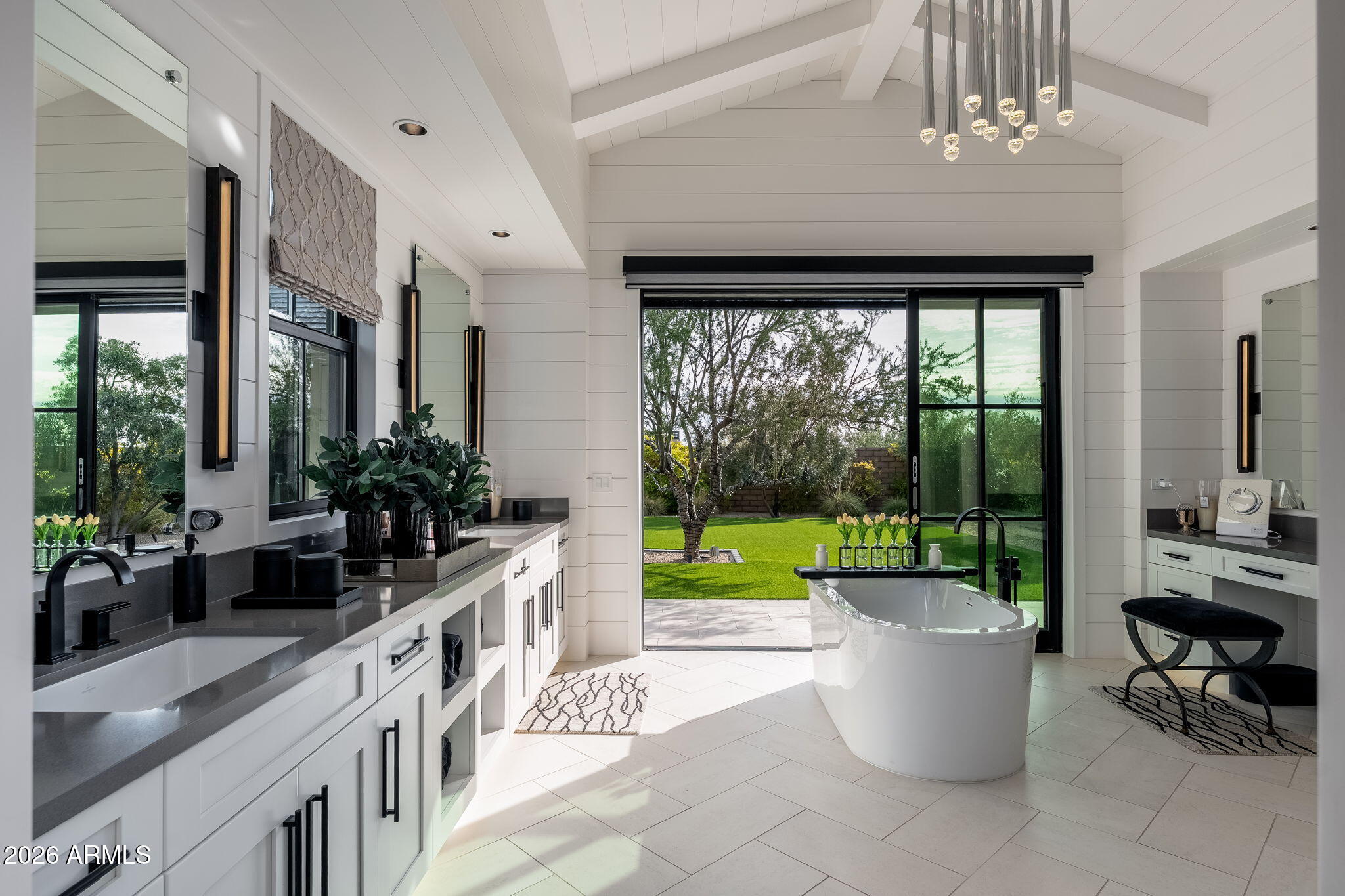 WHITE HORSE - Residential