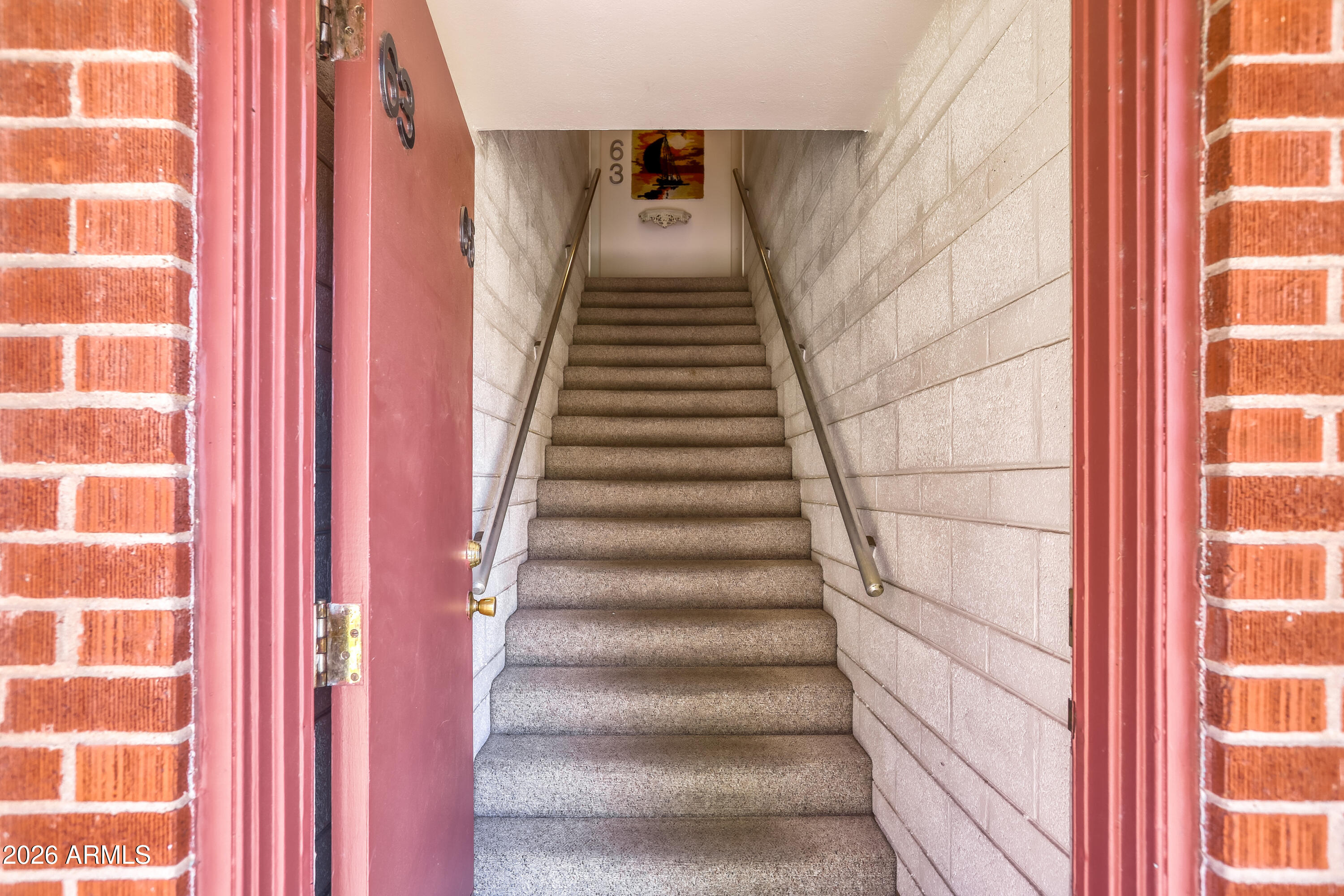 LOS OLIVOS 1-6 9-11 17-19 23 24 26 - Residential
