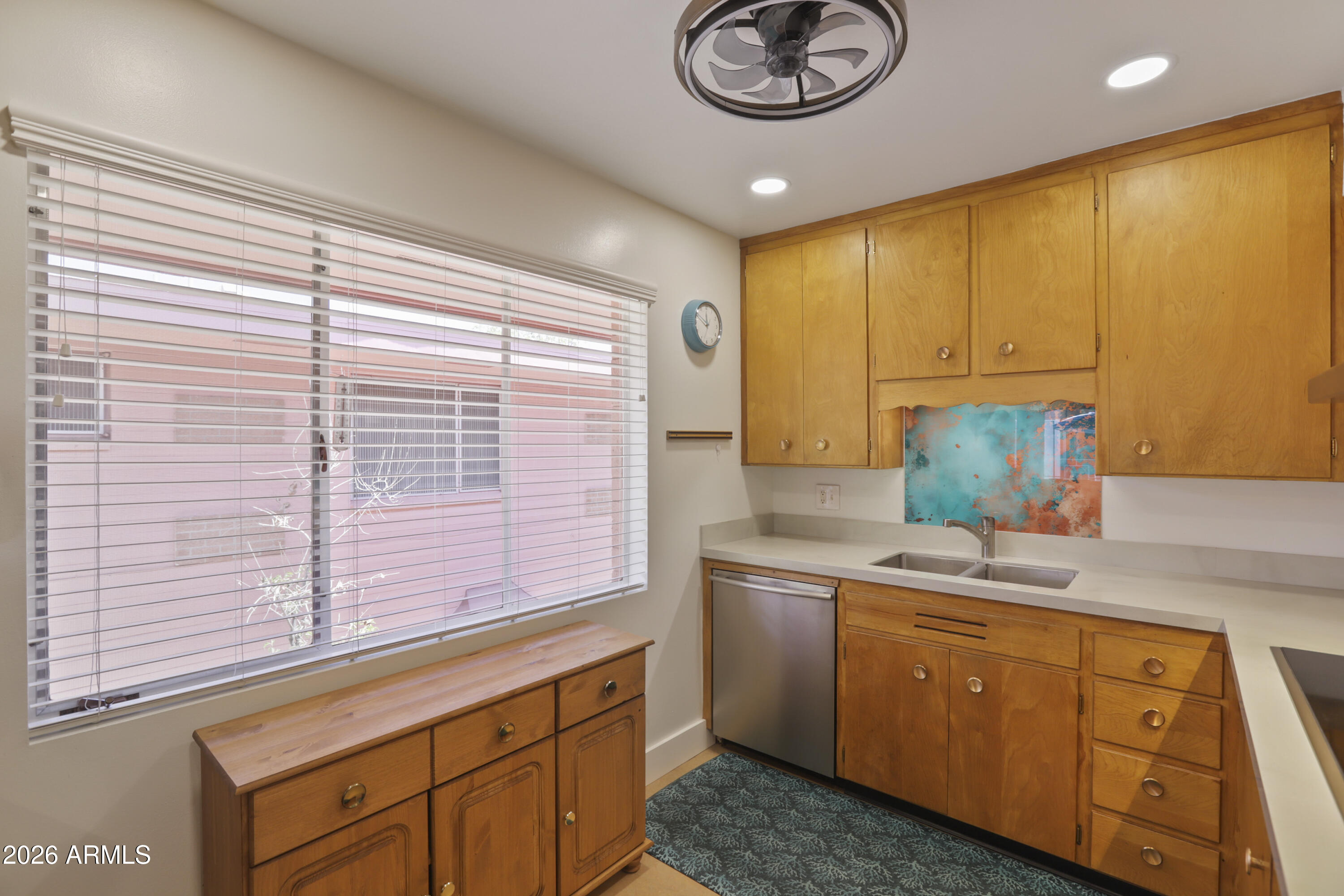 LOS OLIVOS 1-6 9-11 17-19 23 24 26 - Residential