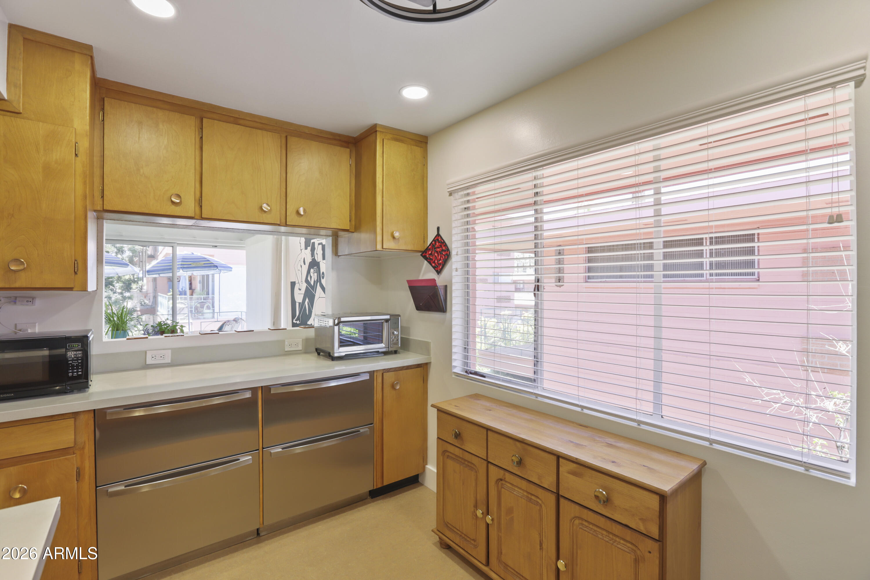 LOS OLIVOS 1-6 9-11 17-19 23 24 26 - Residential