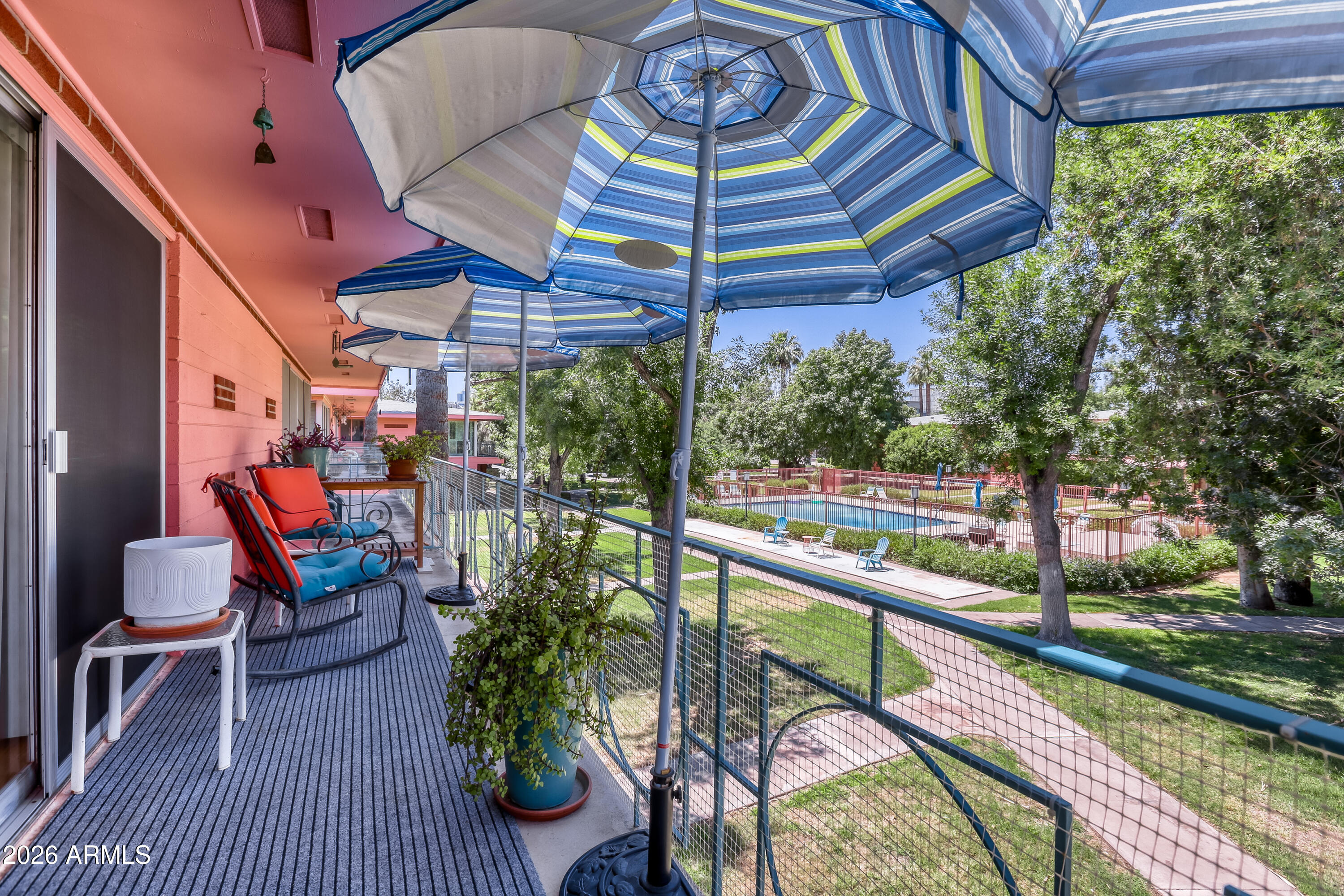 LOS OLIVOS 1-6 9-11 17-19 23 24 26 - Residential