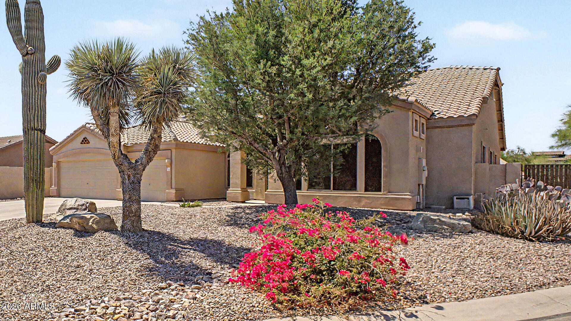 LAS SENDAS - Residential