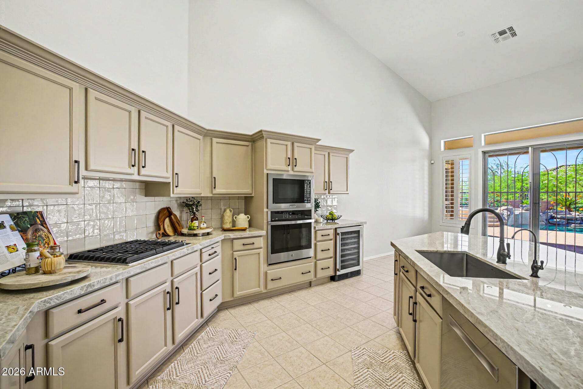 LAS SENDAS - Residential