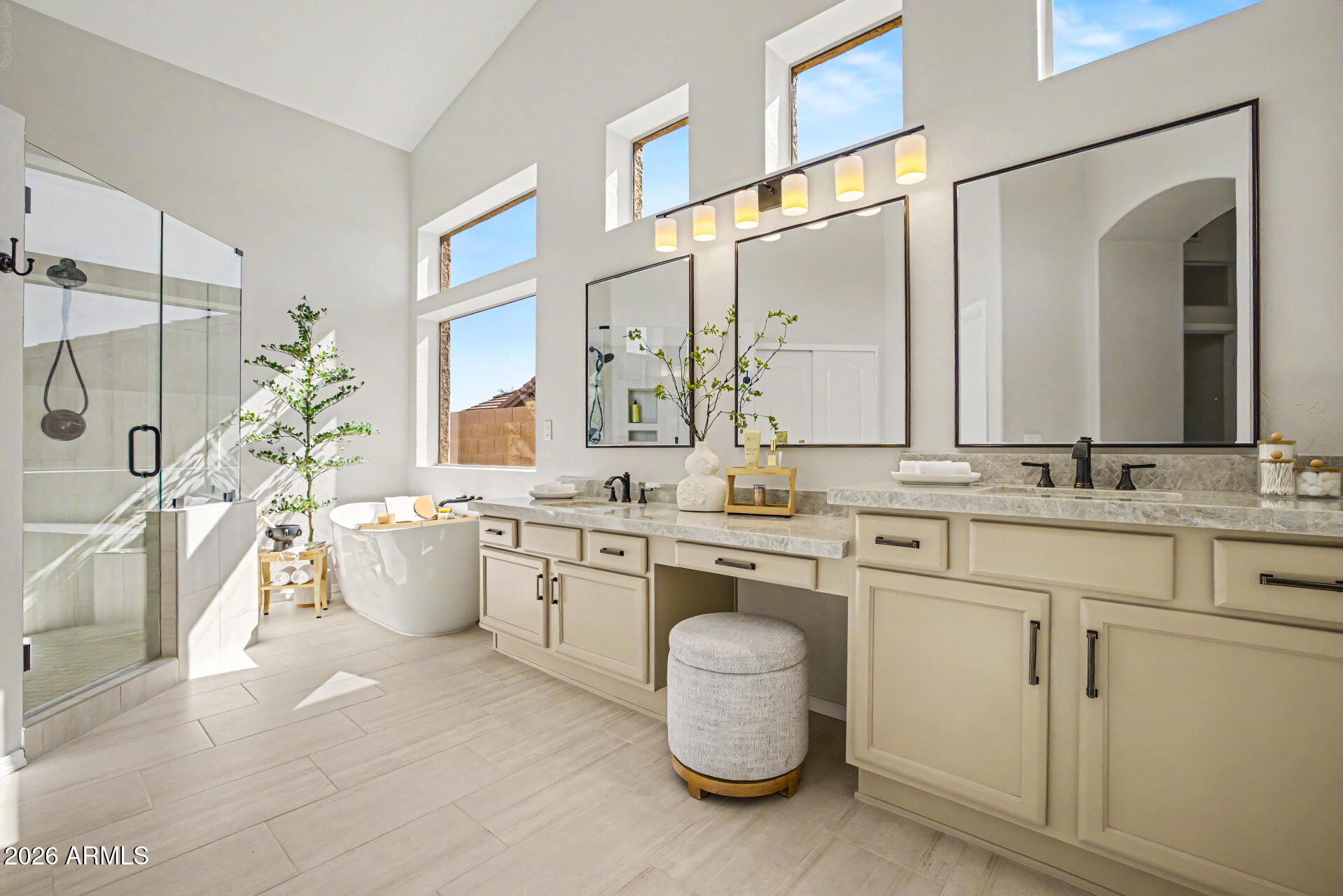 LAS SENDAS - Residential