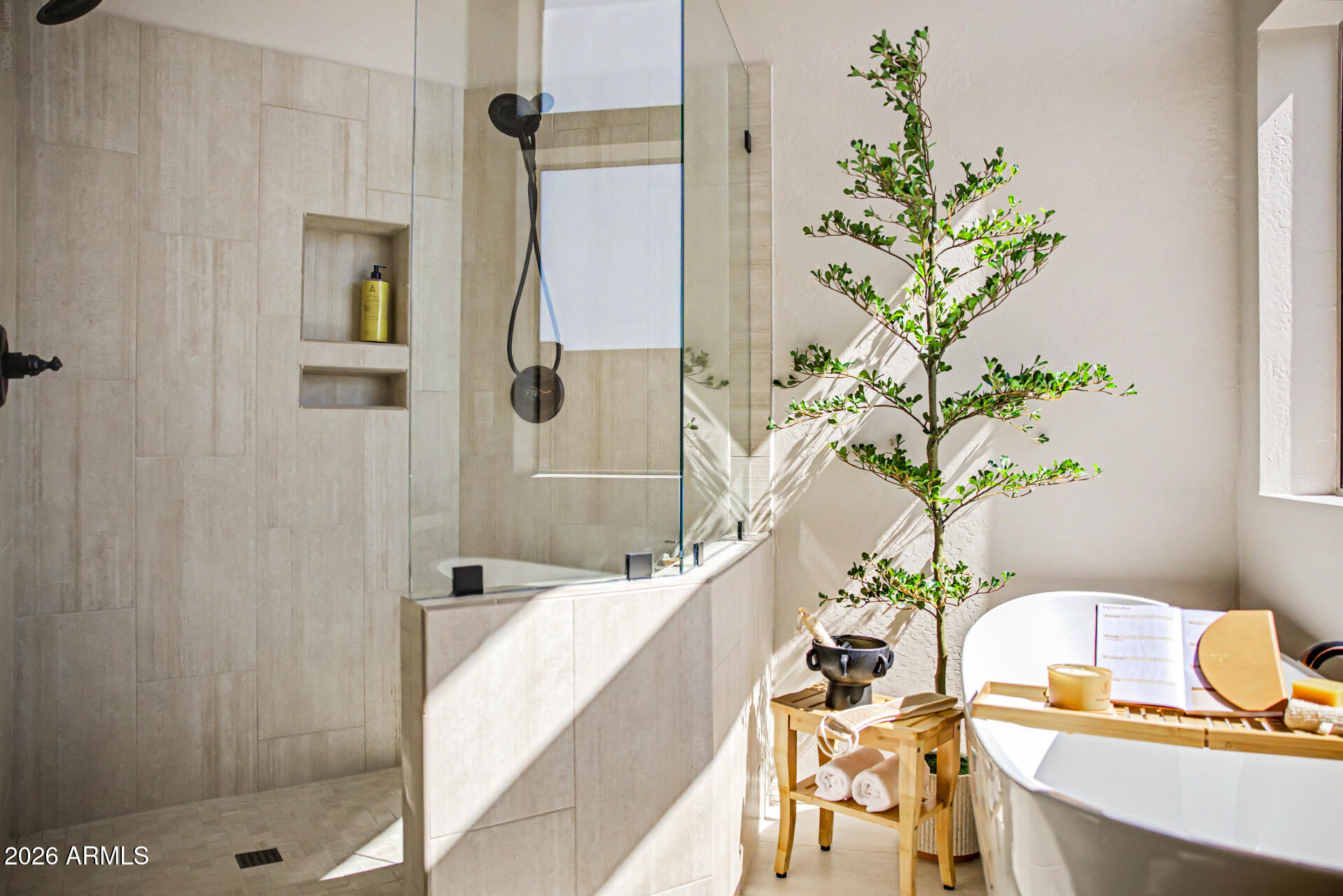 LAS SENDAS - Residential