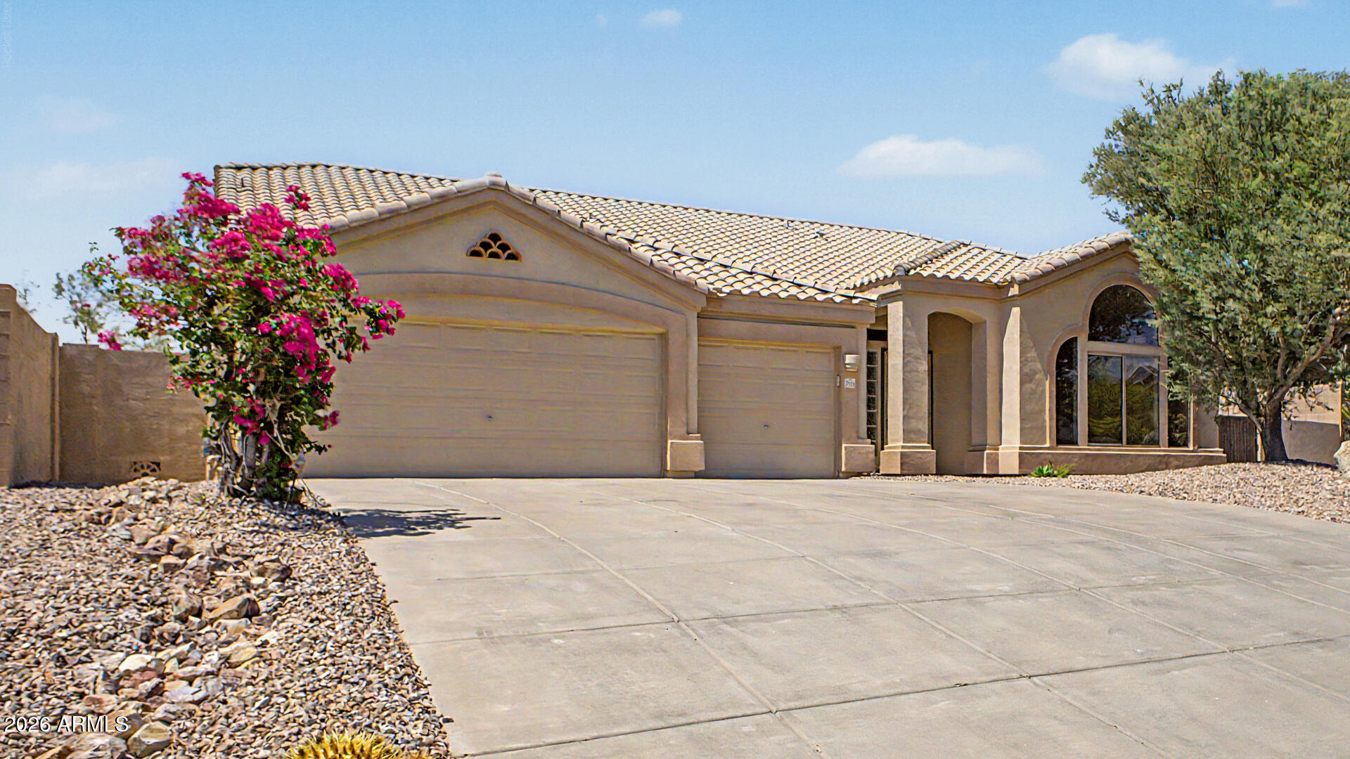 LAS SENDAS - Residential