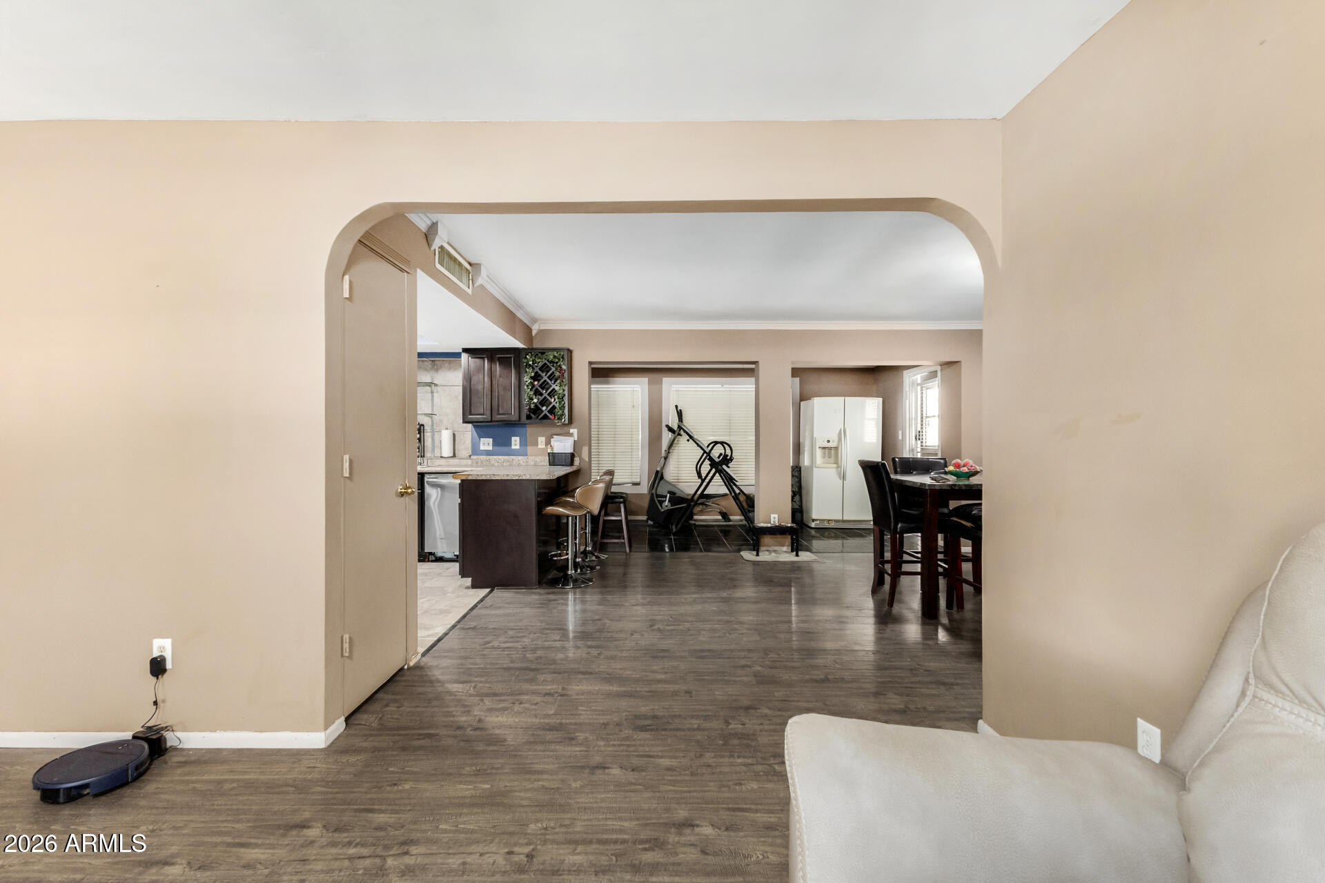 COUNTRY MEADOWS - Residential