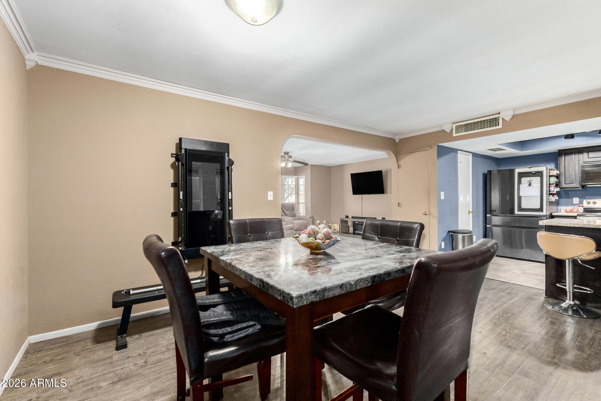 COUNTRY MEADOWS - Residential