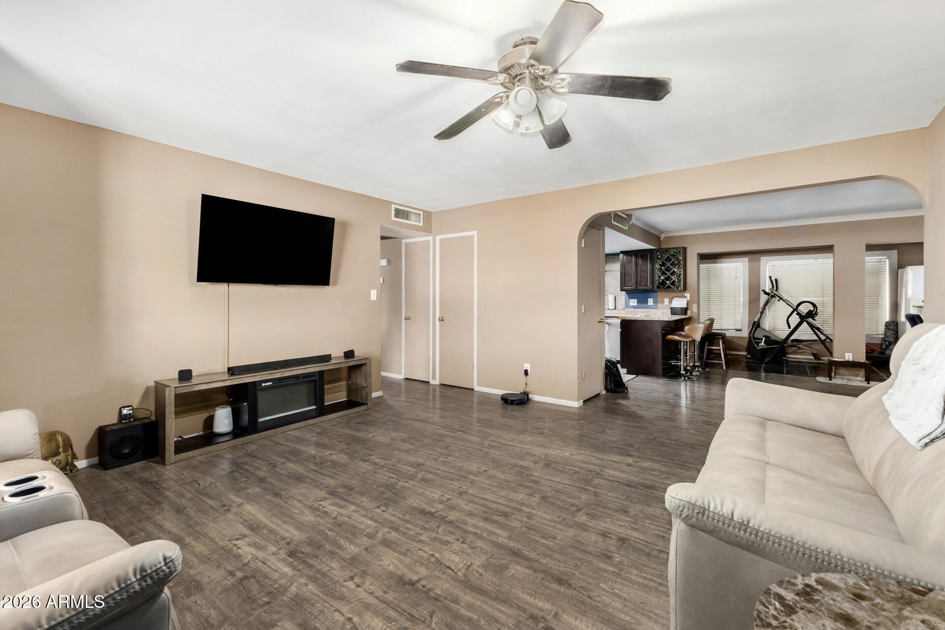 COUNTRY MEADOWS - Residential