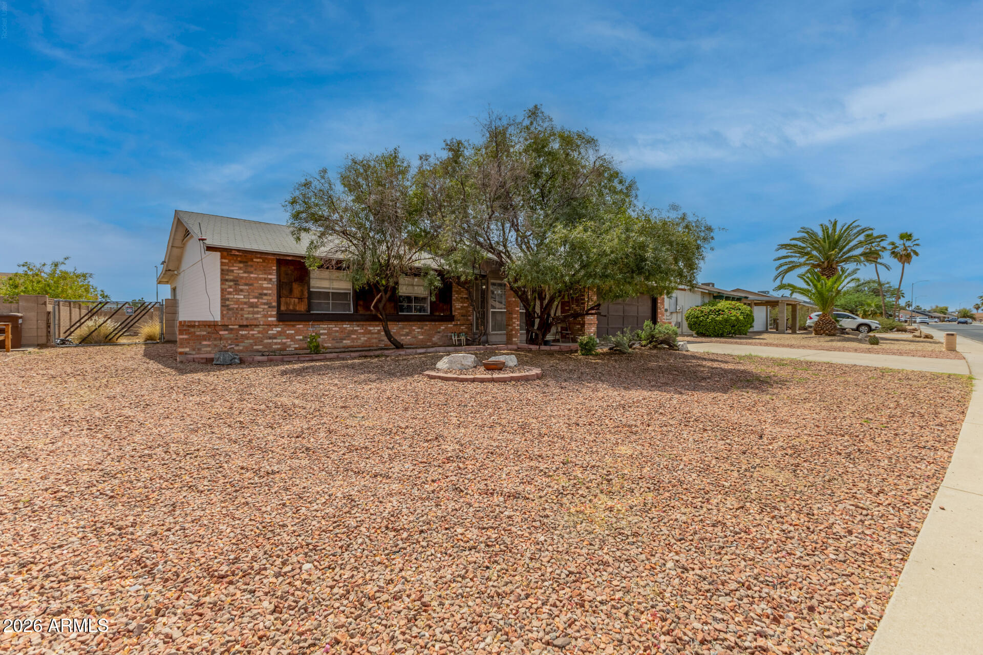 COUNTRY MEADOWS - Residential
