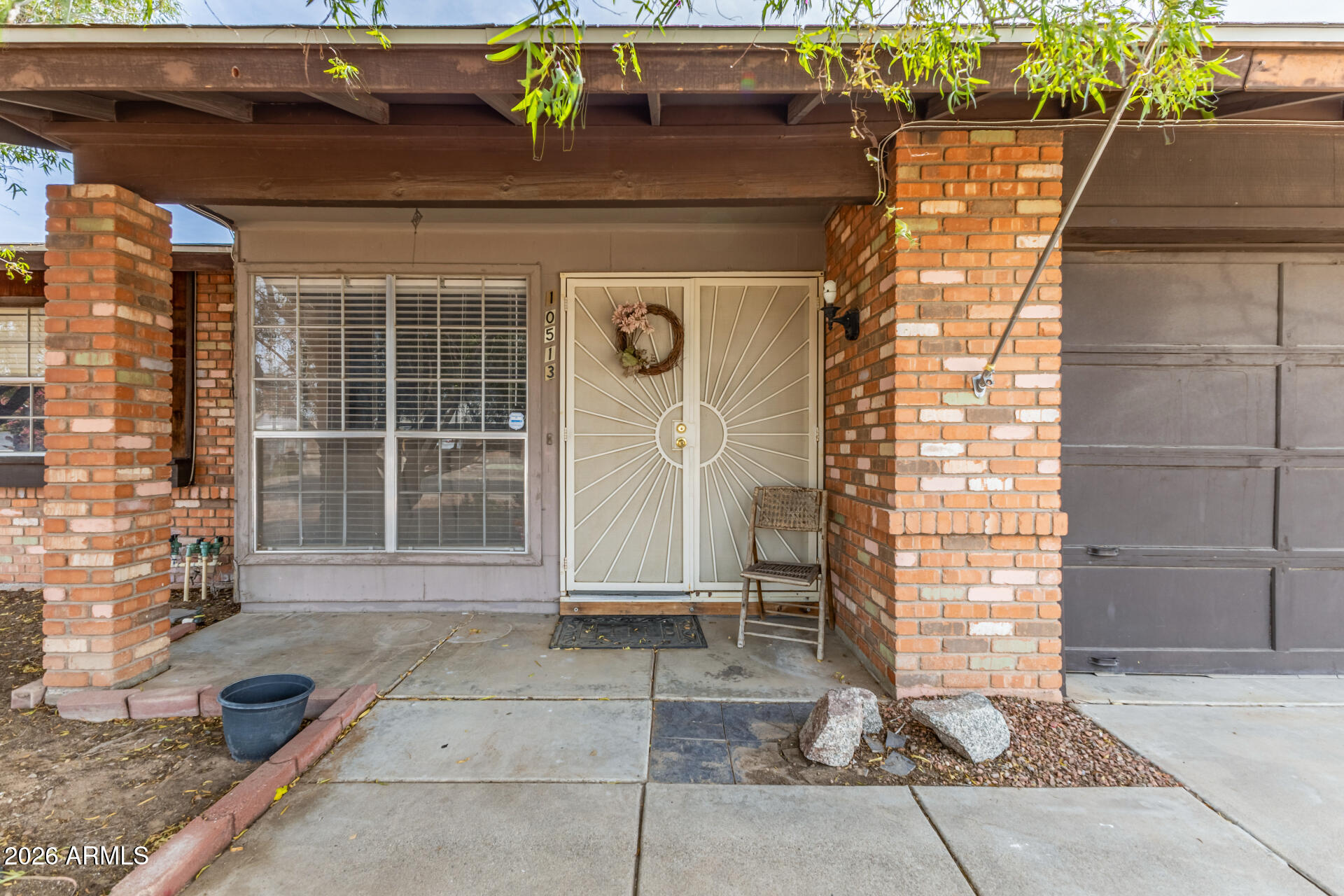 COUNTRY MEADOWS - Residential