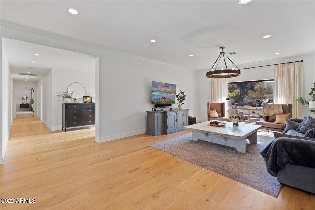 MOCKINGBIRD LANE ESTATES 6 - Residential