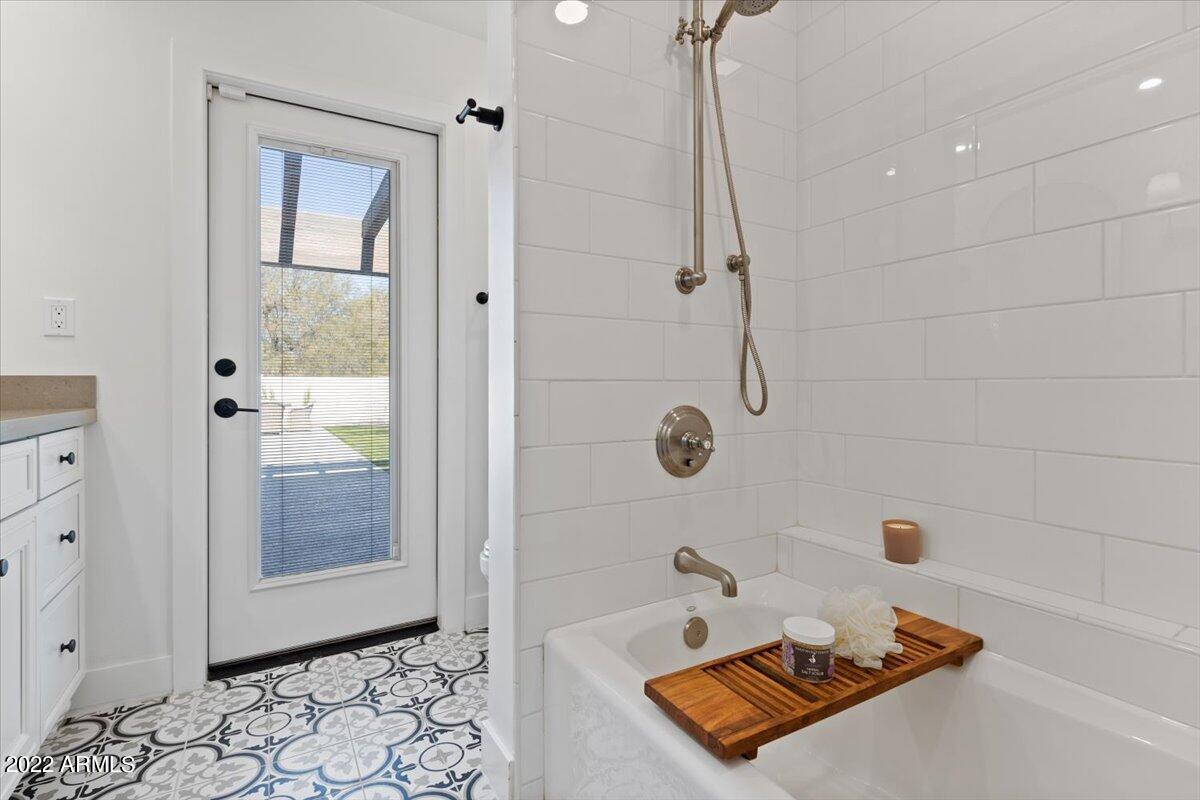MOCKINGBIRD LANE ESTATES 6 - Residential