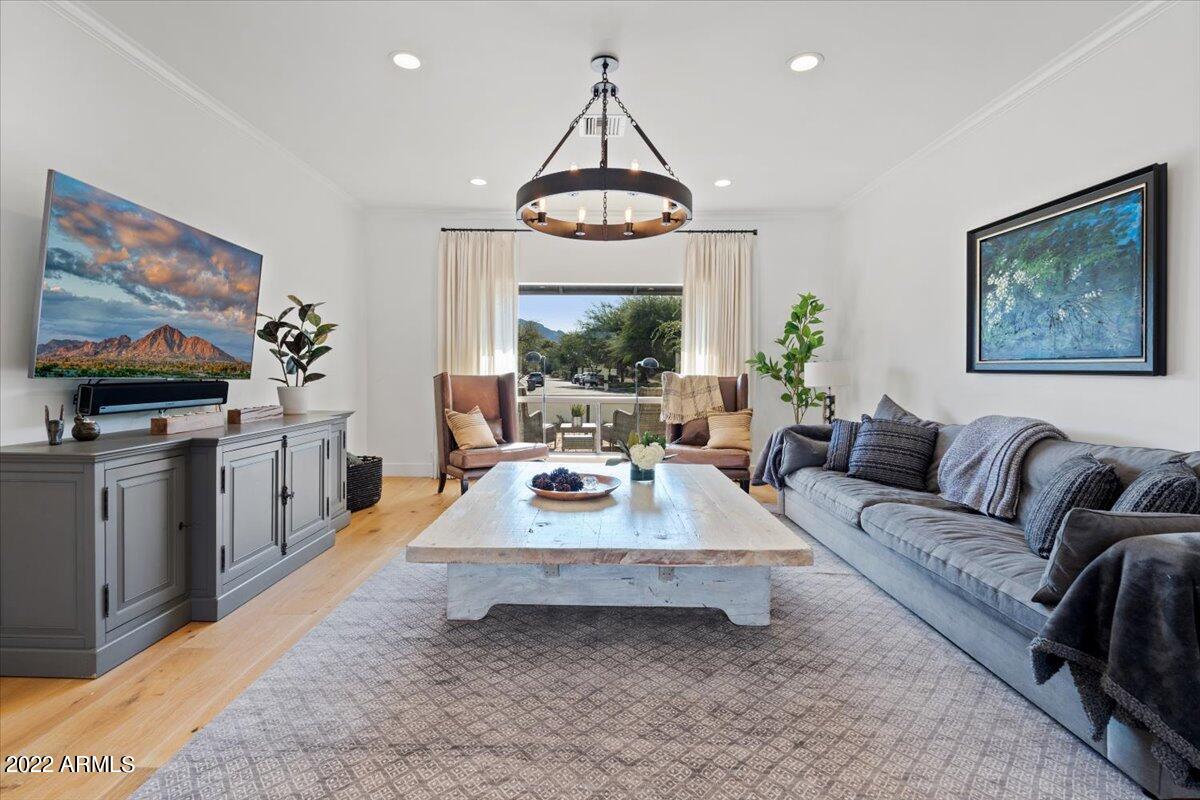 MOCKINGBIRD LANE ESTATES 6 - Residential