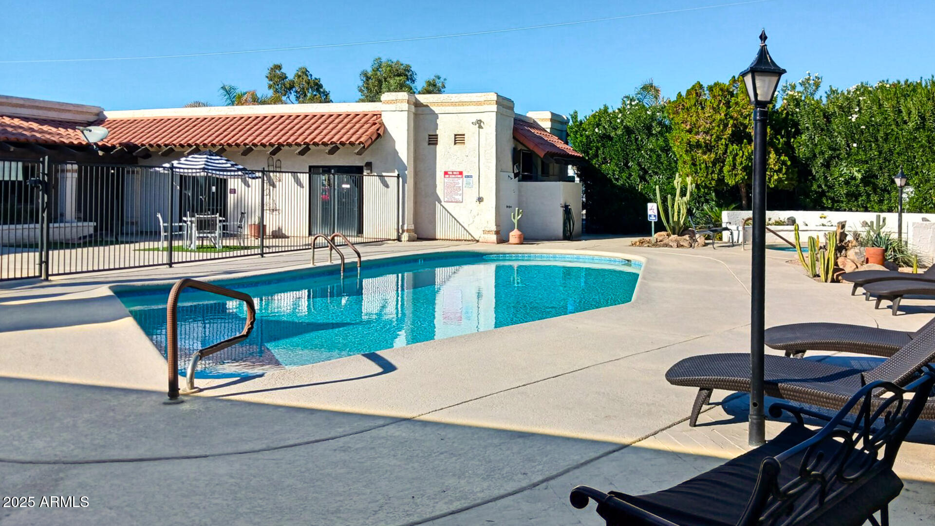 Hacienda Solano RV Park - Residential