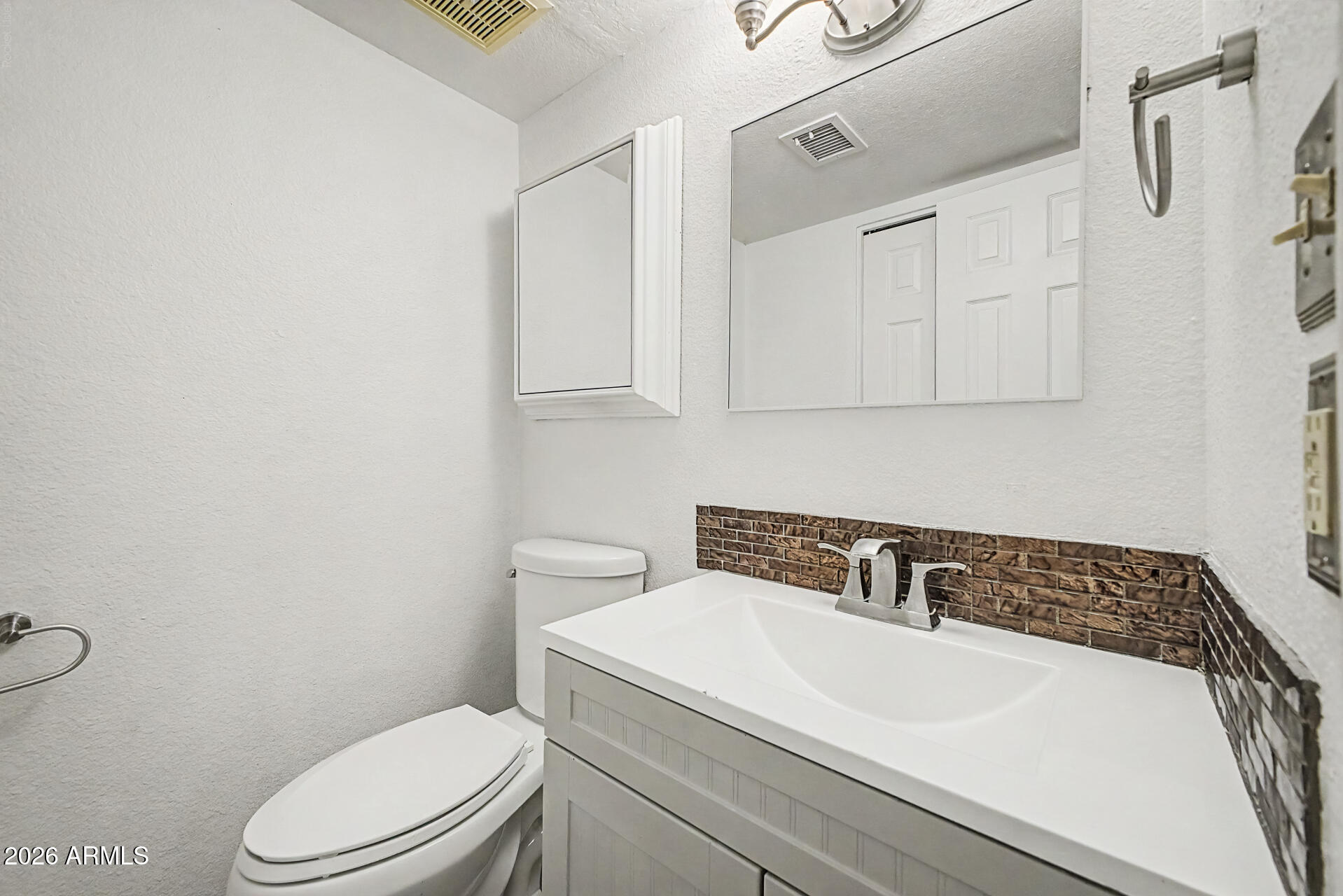 NORTHERN MANOR WEST 2 - Residential