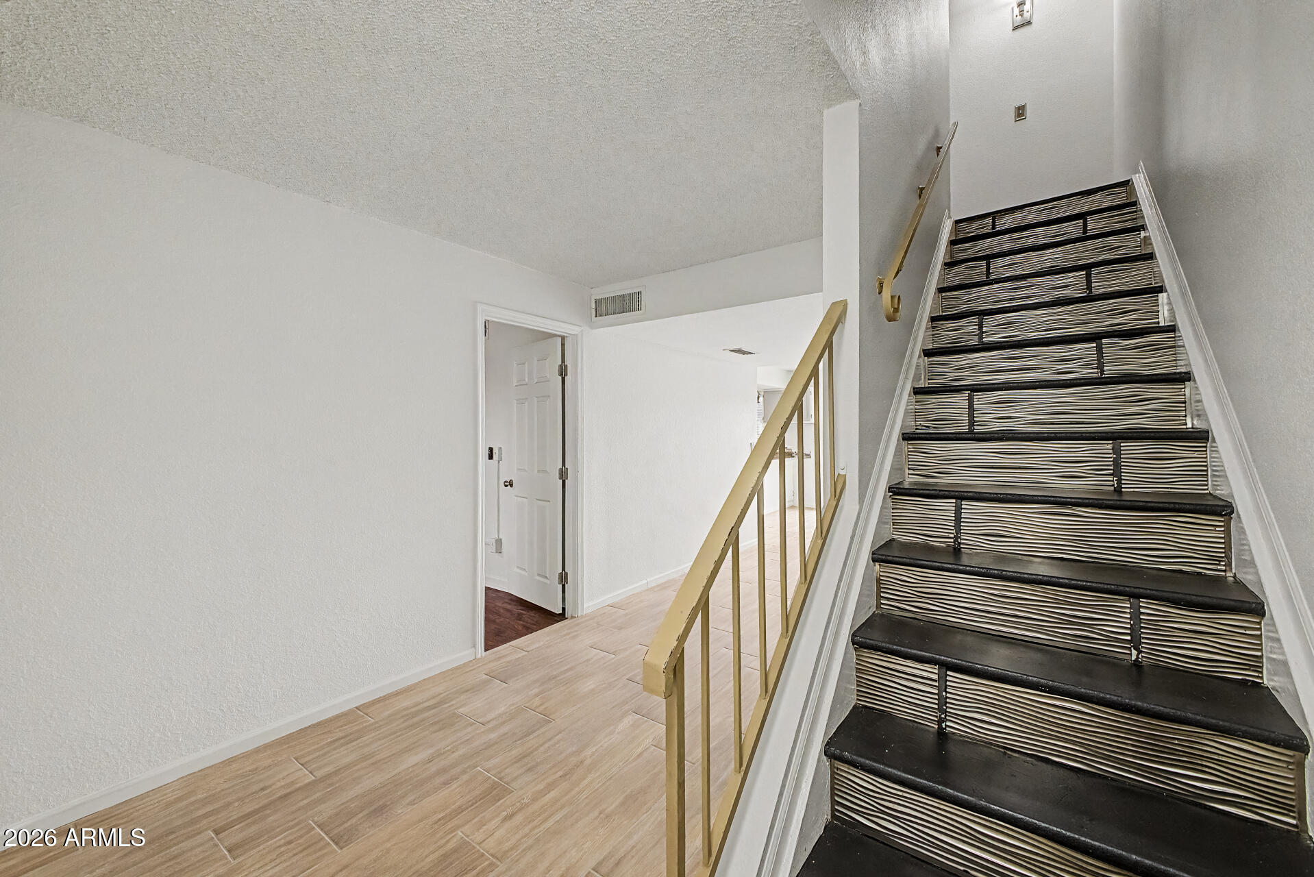 NORTHERN MANOR WEST 2 - Residential