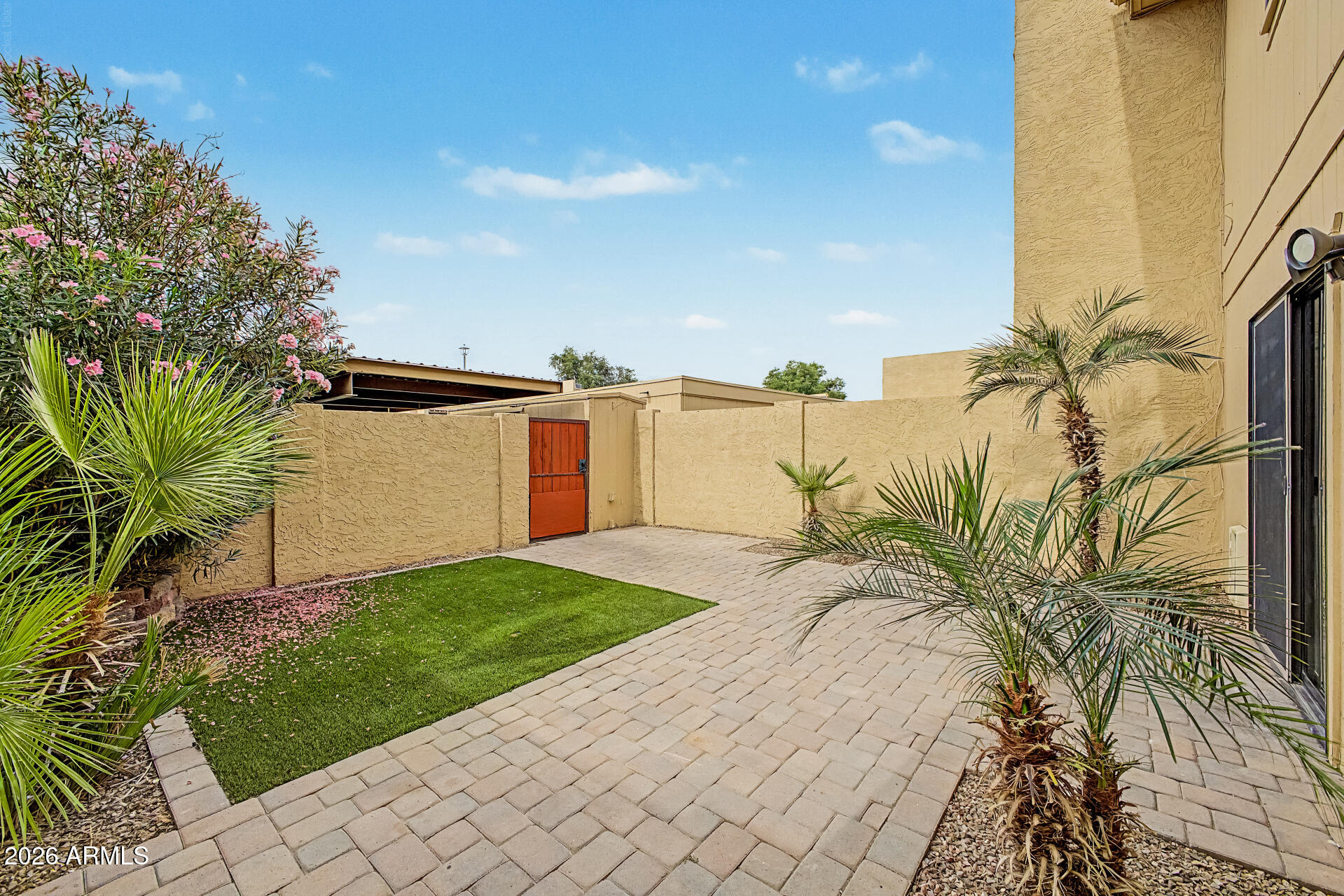 NORTHERN MANOR WEST 2 - Residential