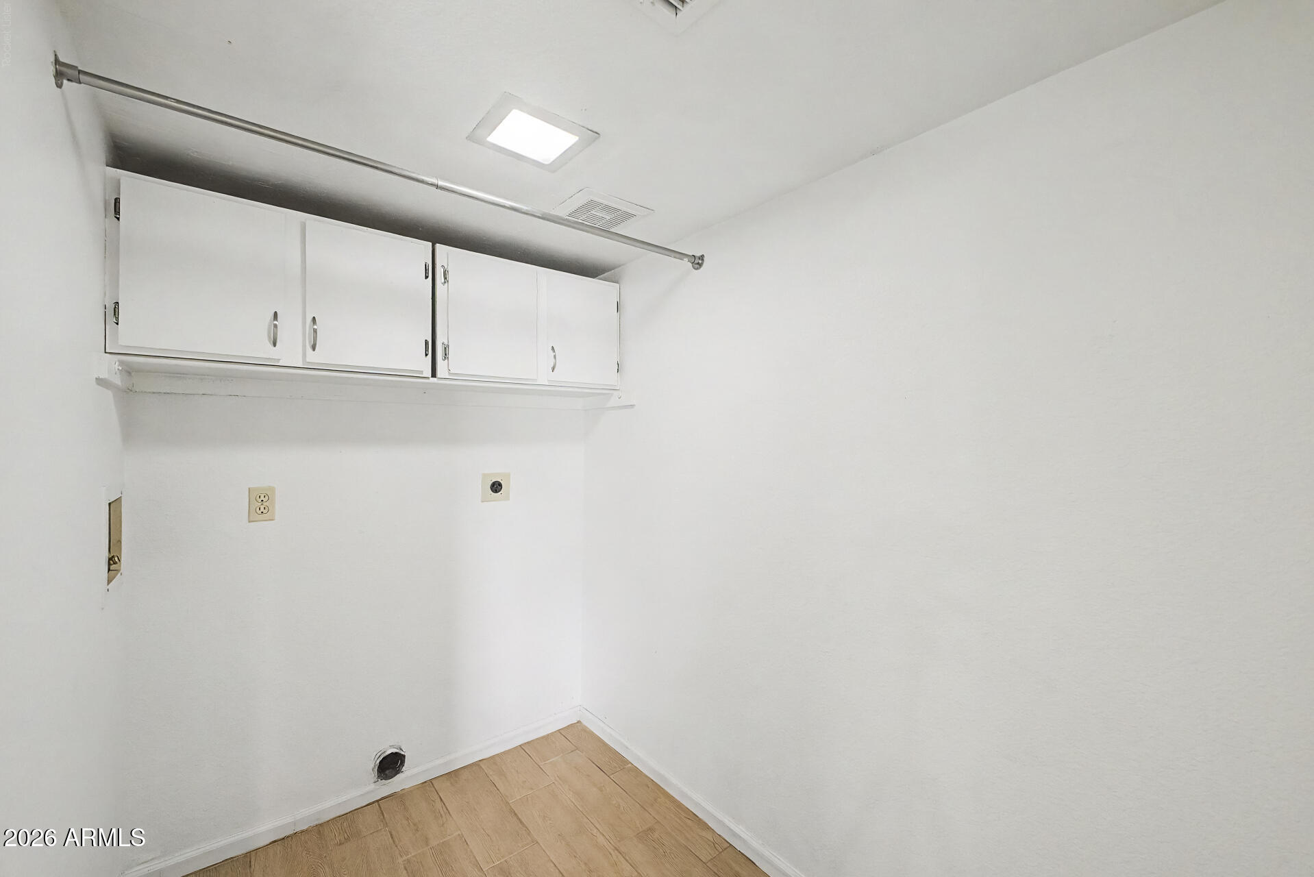 NORTHERN MANOR WEST 2 - Residential