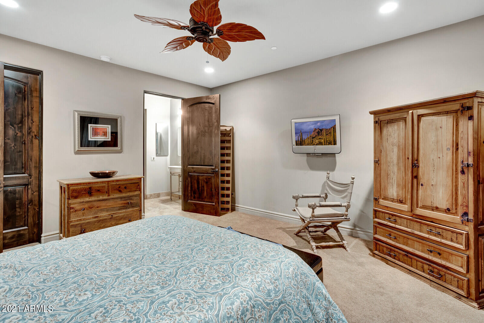 LA JOLLA ACRES 2 - Residential