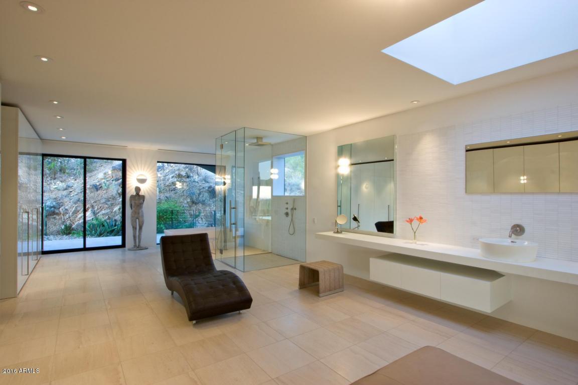 Paradise Valley Estates - Residential