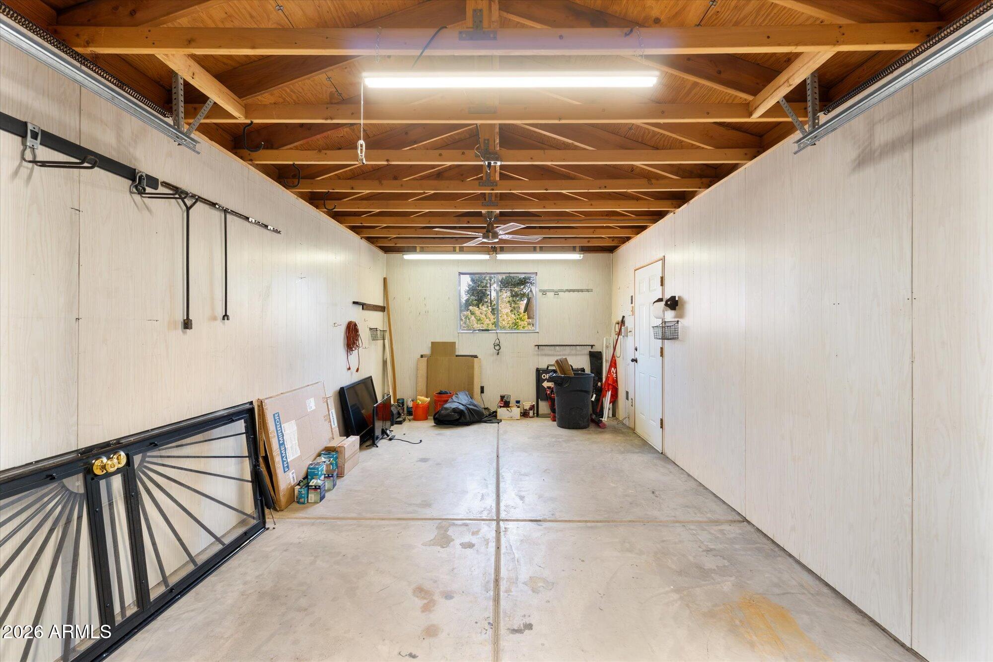 PINEWOOD 3 - Residential