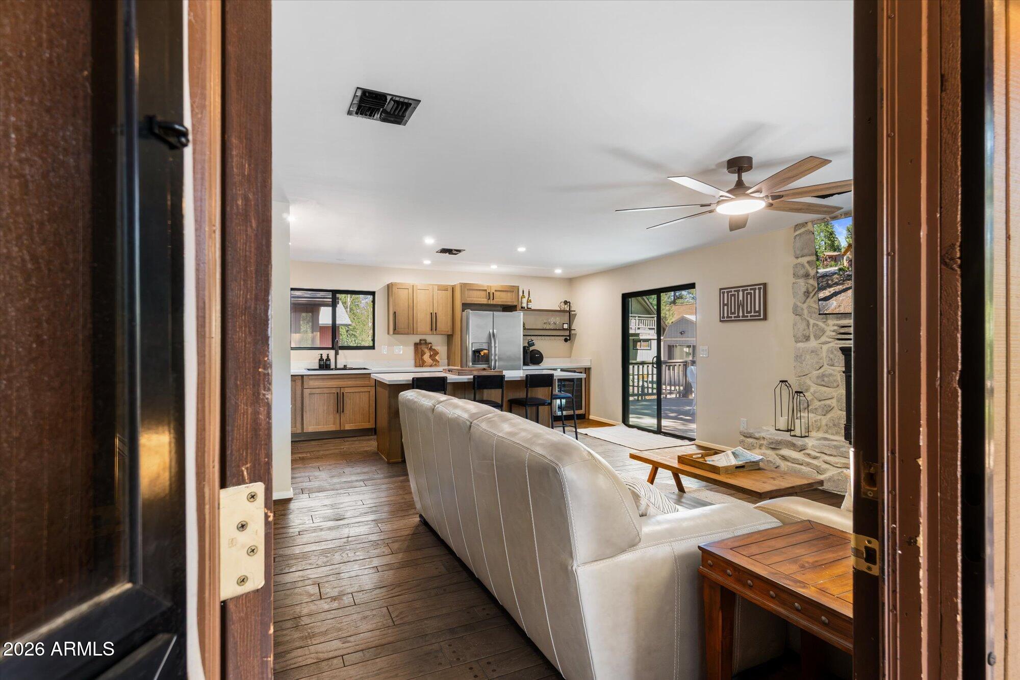PINEWOOD 3 - Residential