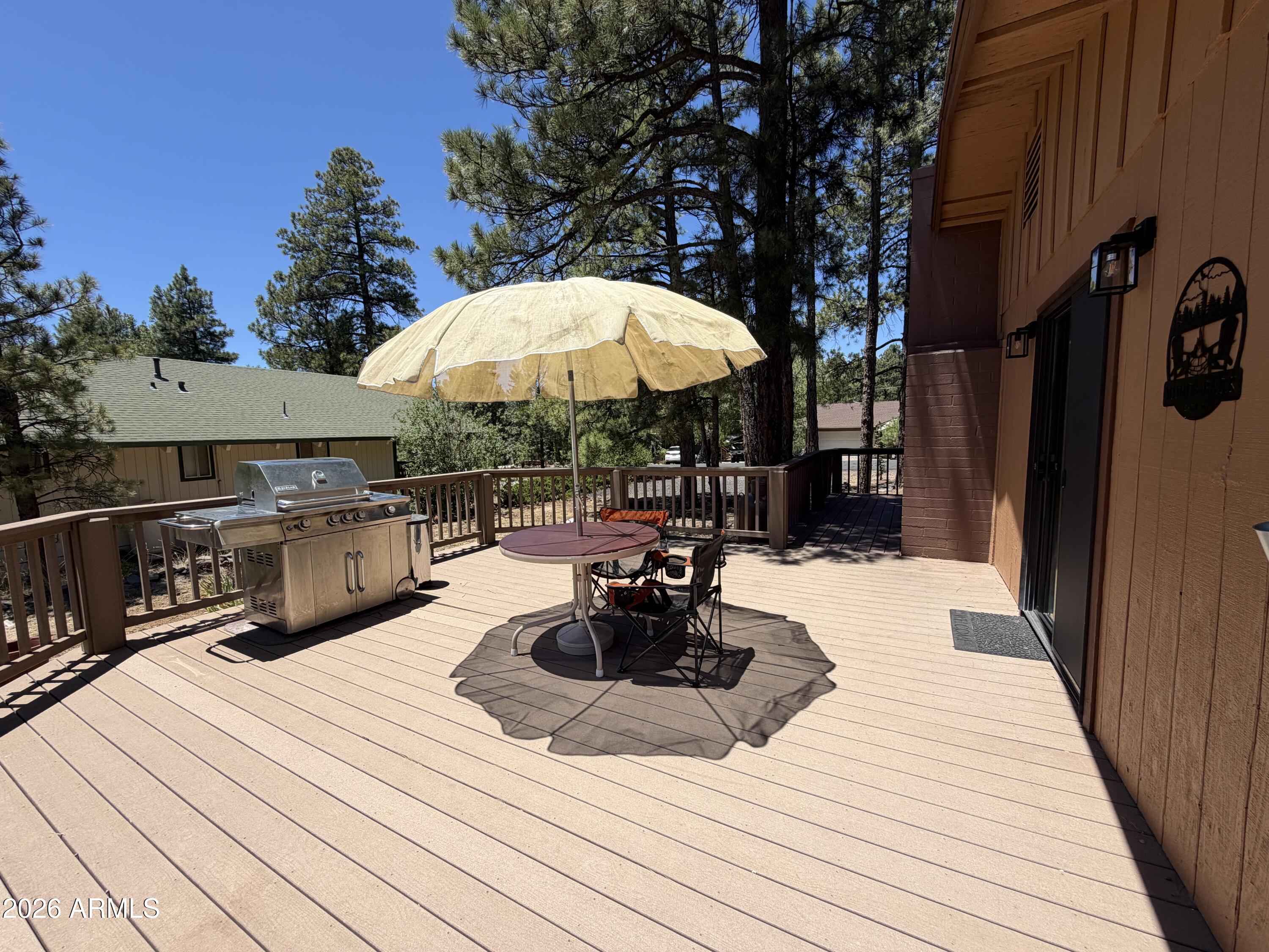 PINEWOOD 3 - Residential
