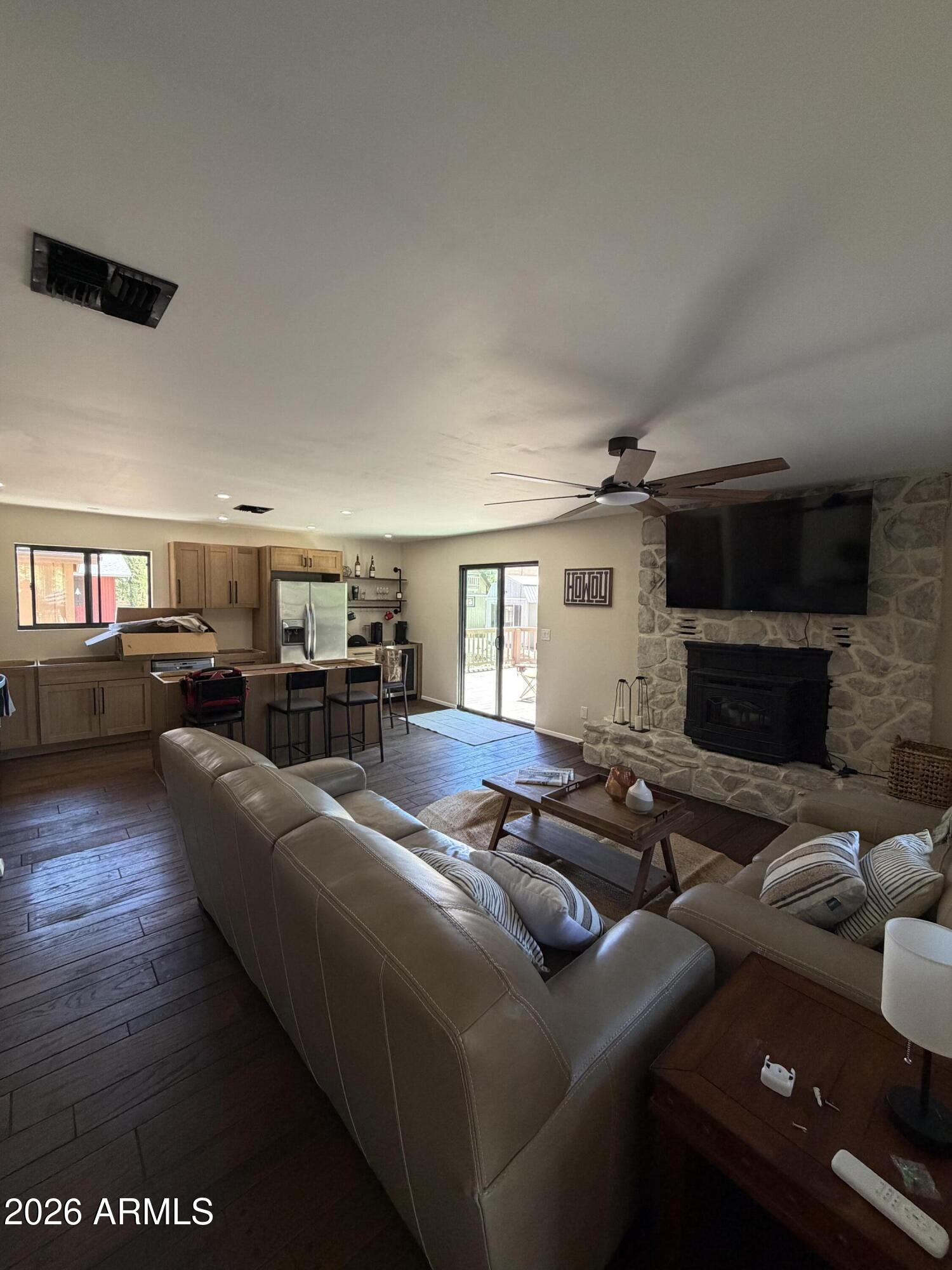 PINEWOOD 3 - Residential