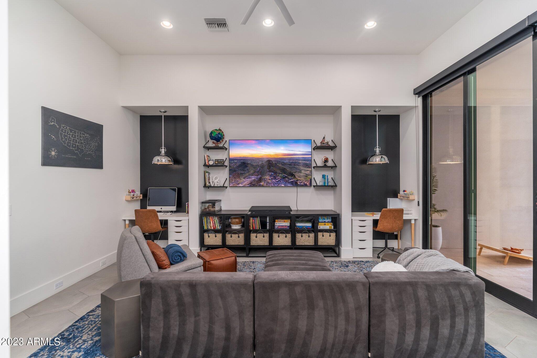 STELLAR AIRPARK ESTATES 2 - Residential