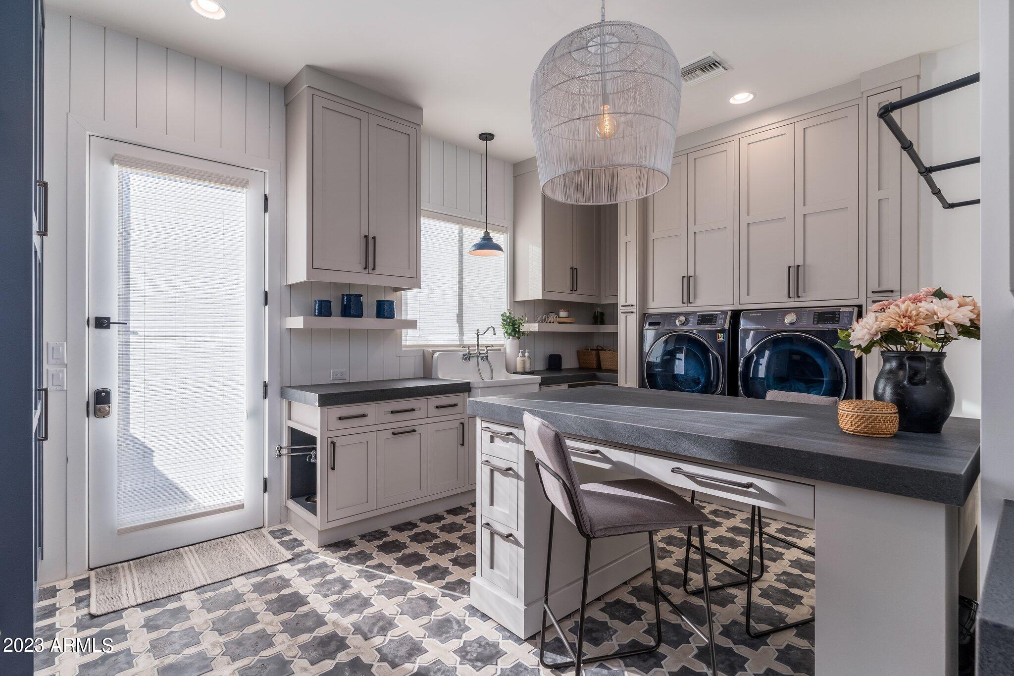 STELLAR AIRPARK ESTATES 2 - Residential