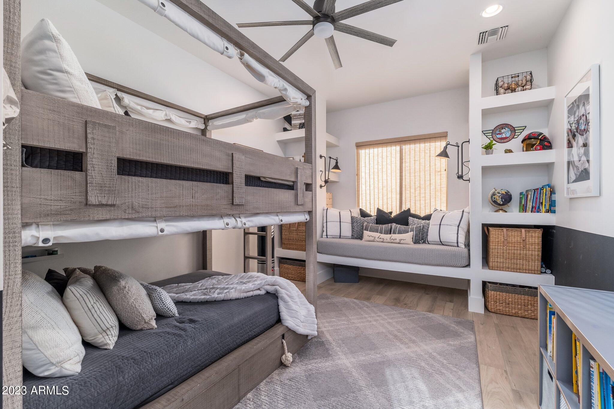 STELLAR AIRPARK ESTATES 2 - Residential