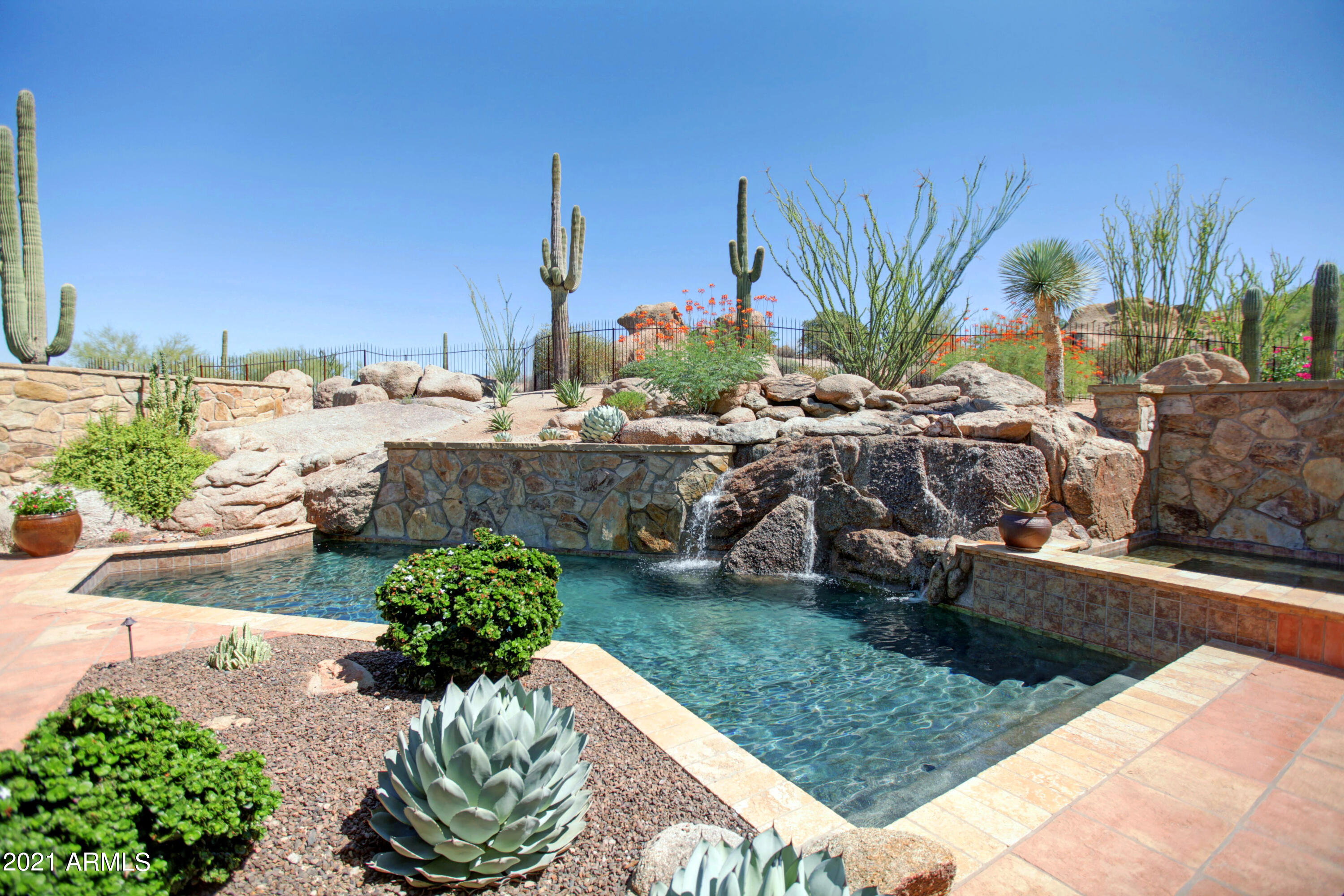 Estancia - Residential