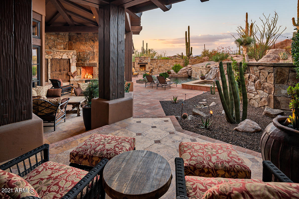 Estancia - Residential