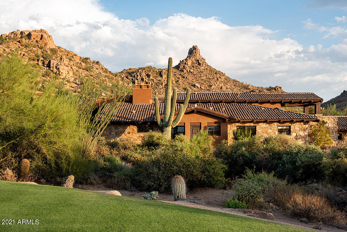 Estancia - Residential