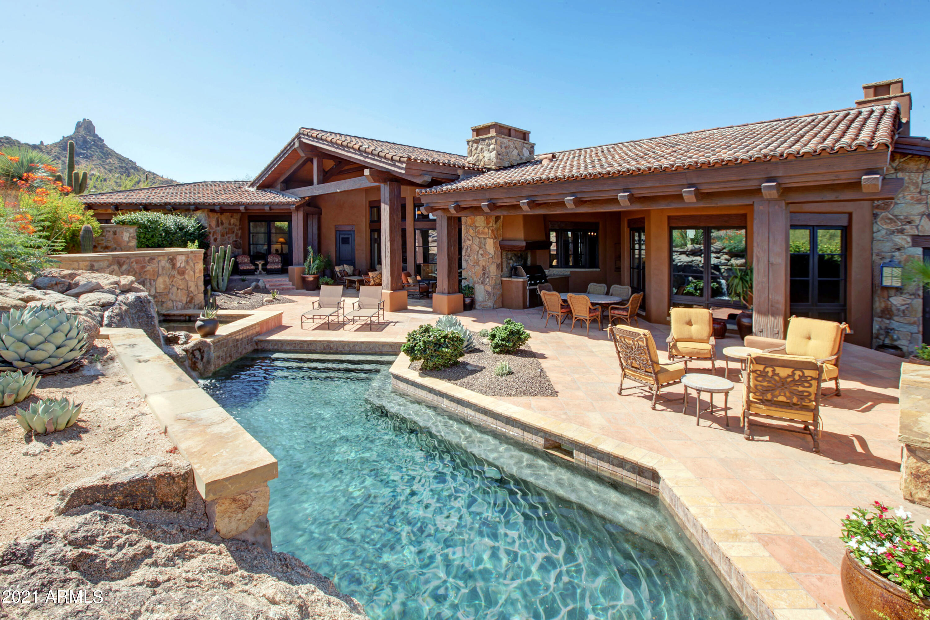 Estancia - Residential