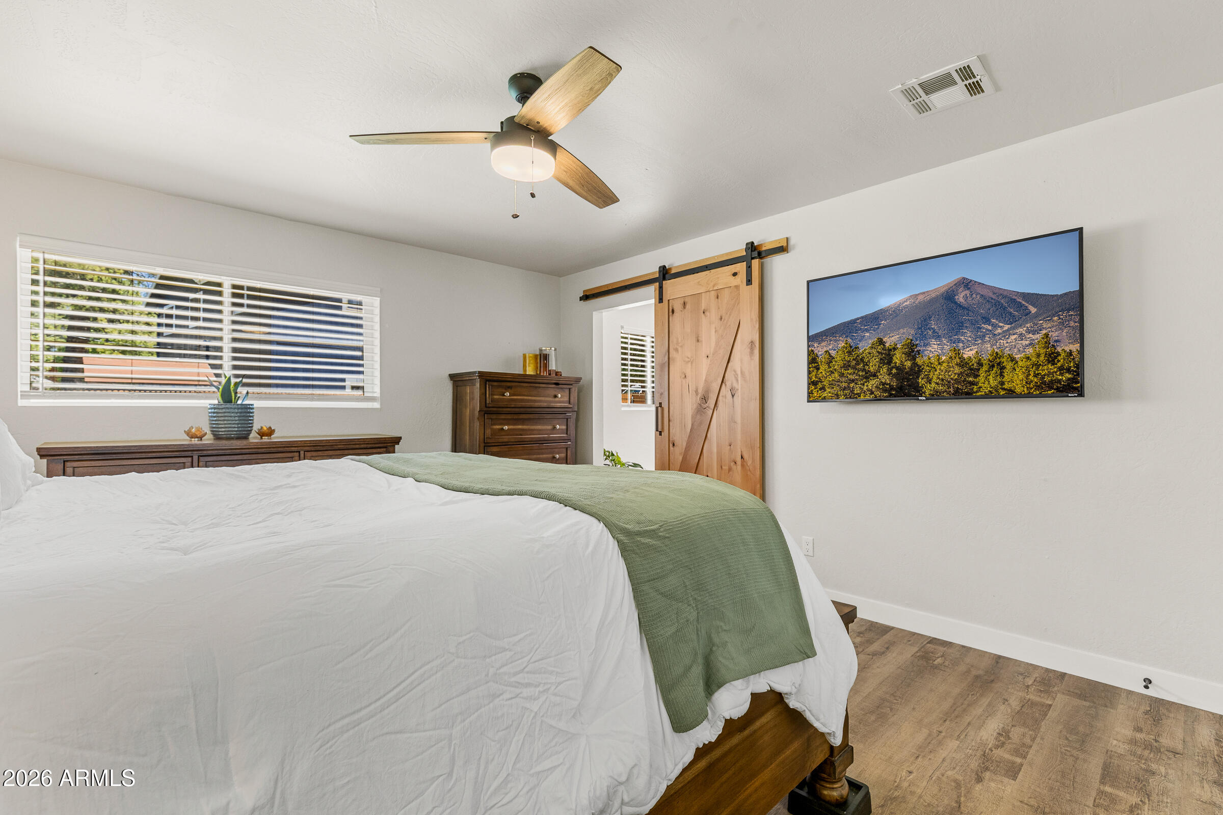 OAK WOOD 1 - Residential