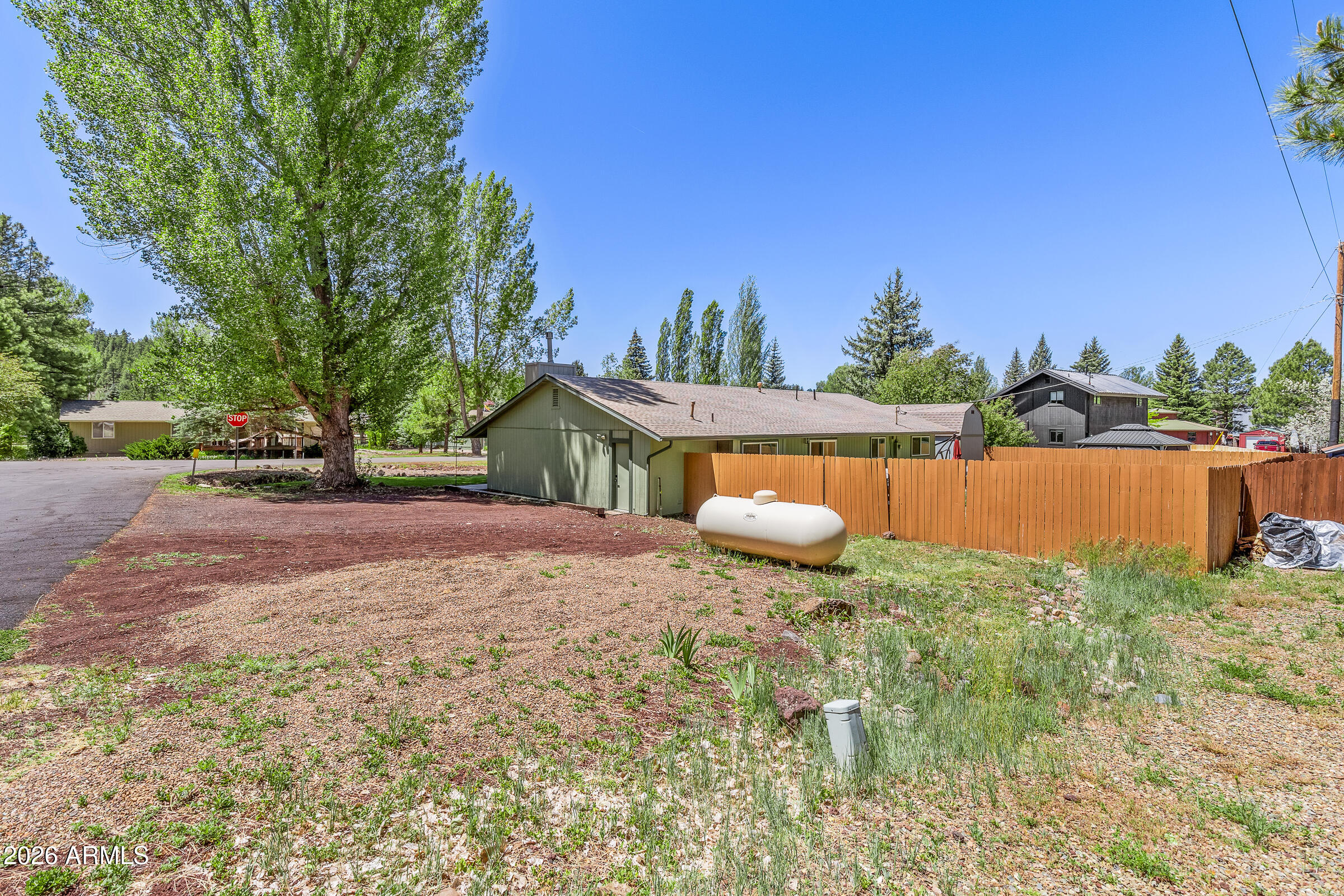 OAK WOOD 1 - Residential