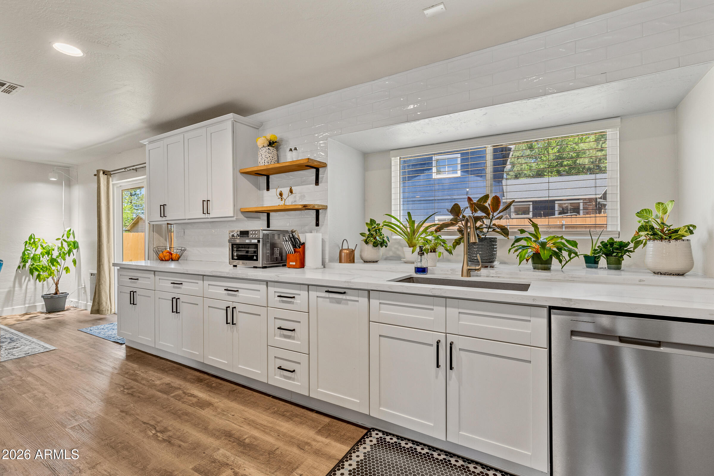 OAK WOOD 1 - Residential