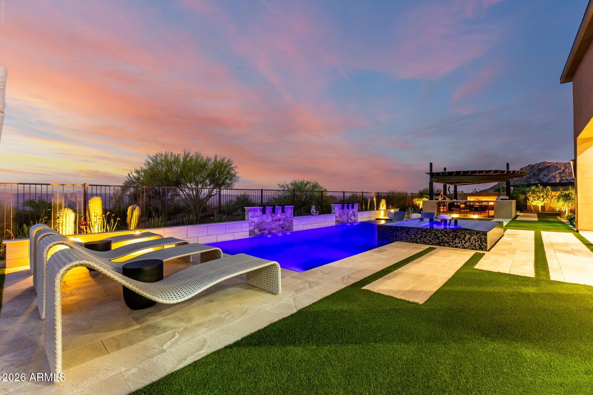 STORYROCK LOT 2B - Residential