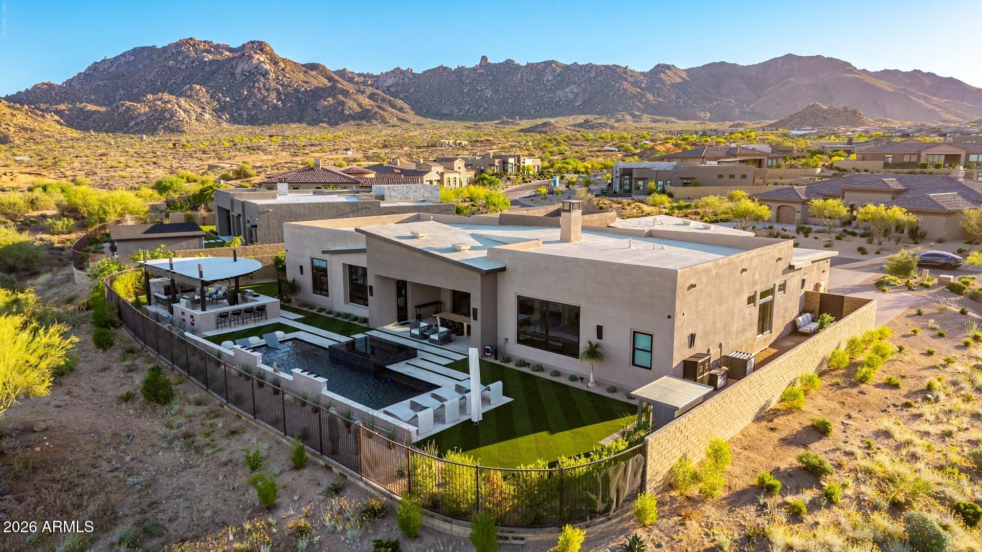 STORYROCK LOT 2B - Residential