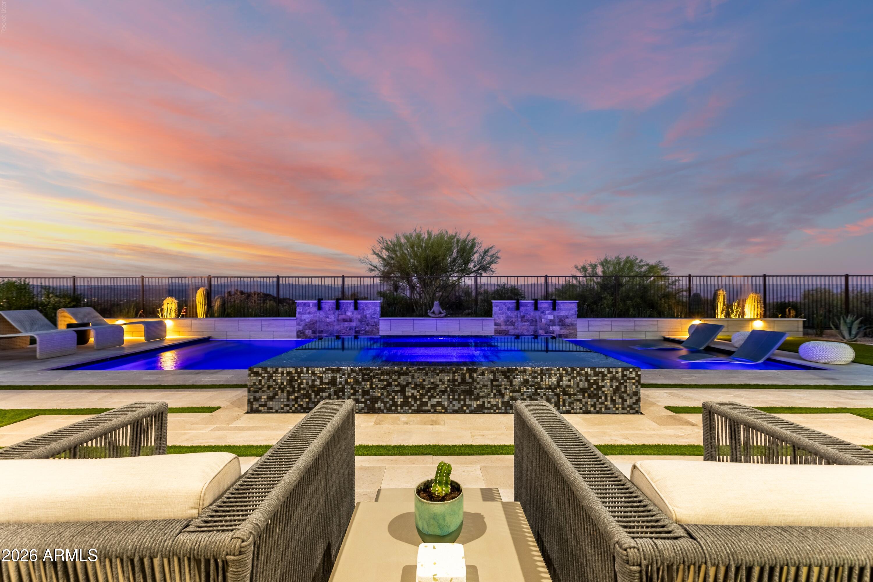 STORYROCK LOT 2B - Residential