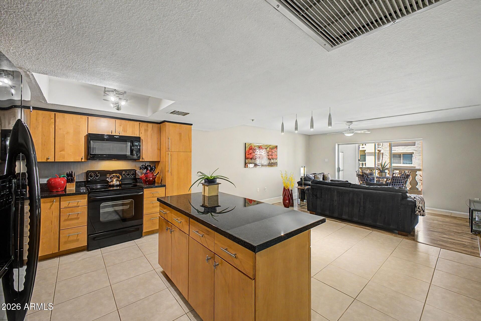 SCOTTSDALE SHADOWS 6 UNITS A101-A112 A201-A212 - Residential