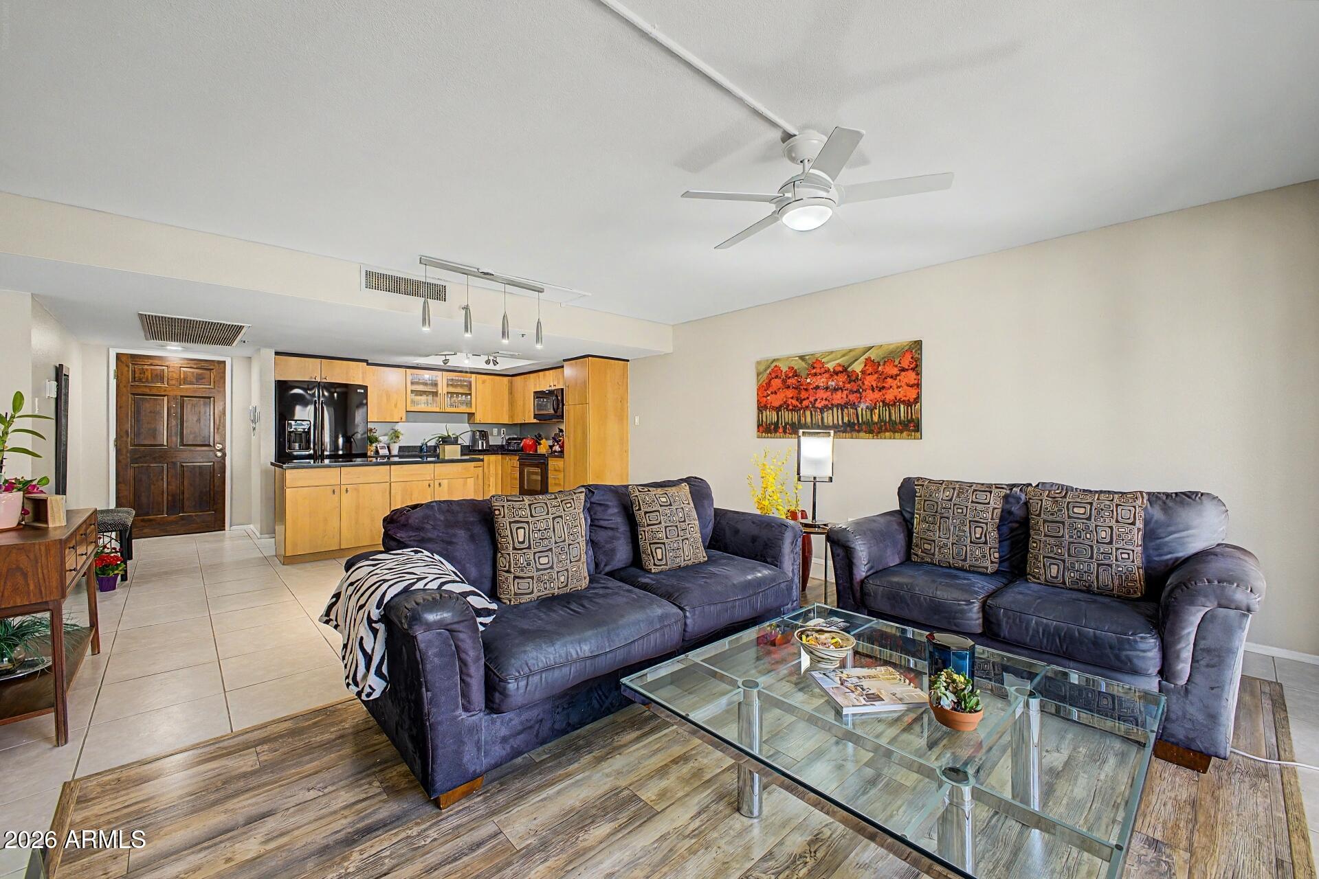 SCOTTSDALE SHADOWS 6 UNITS A101-A112 A201-A212 - Residential