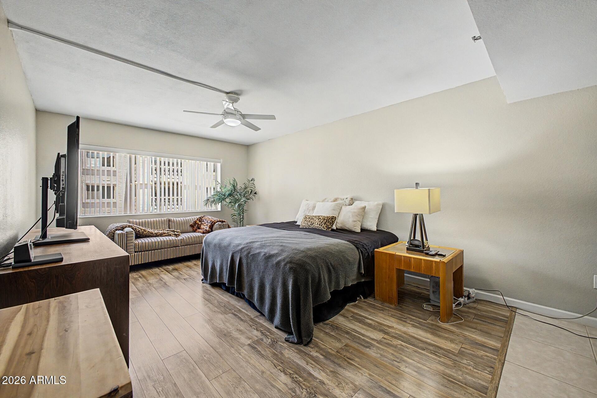 SCOTTSDALE SHADOWS 6 UNITS A101-A112 A201-A212 - Residential