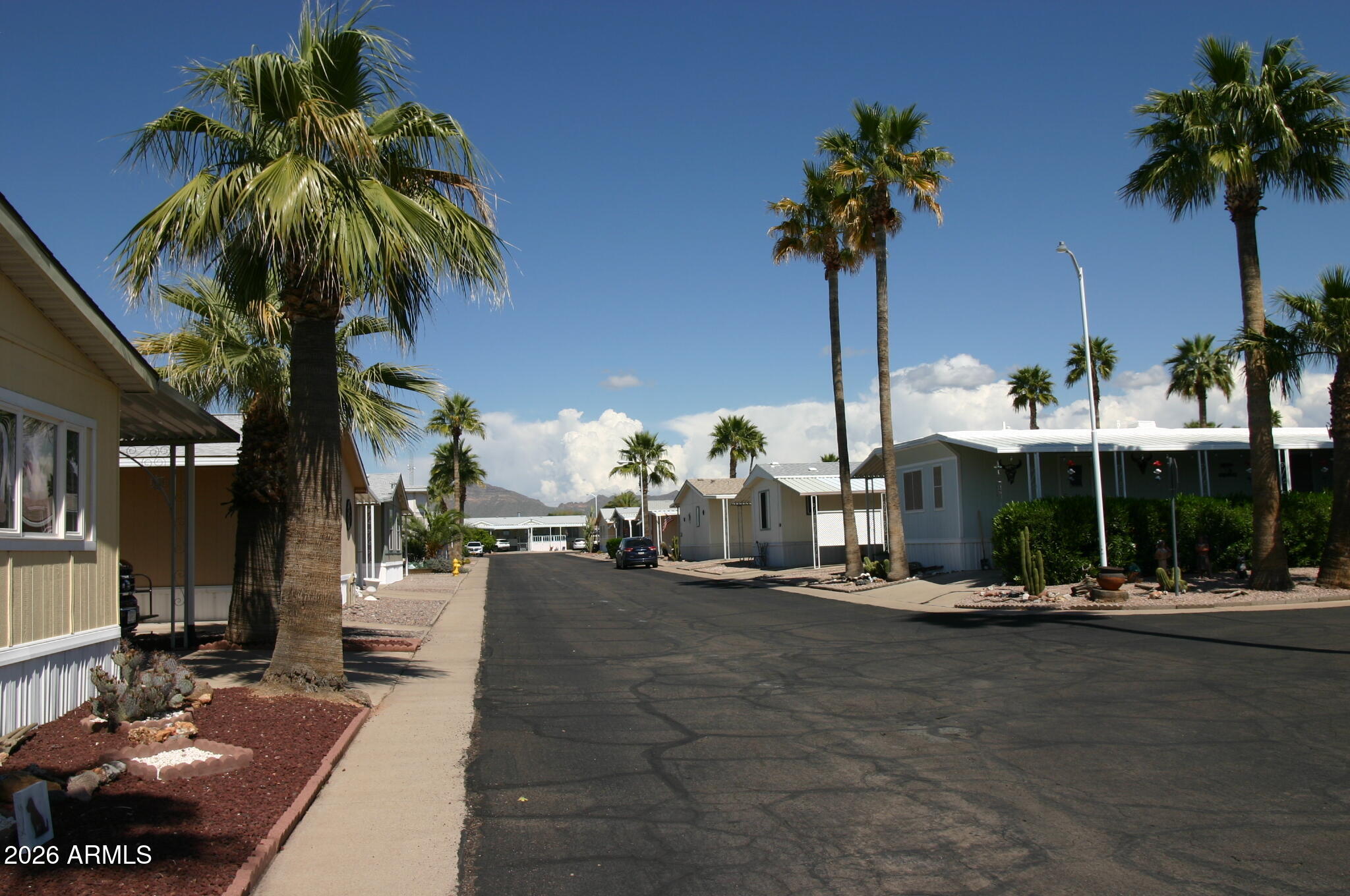 Superstition Buttes Moblie Home Park - Residential